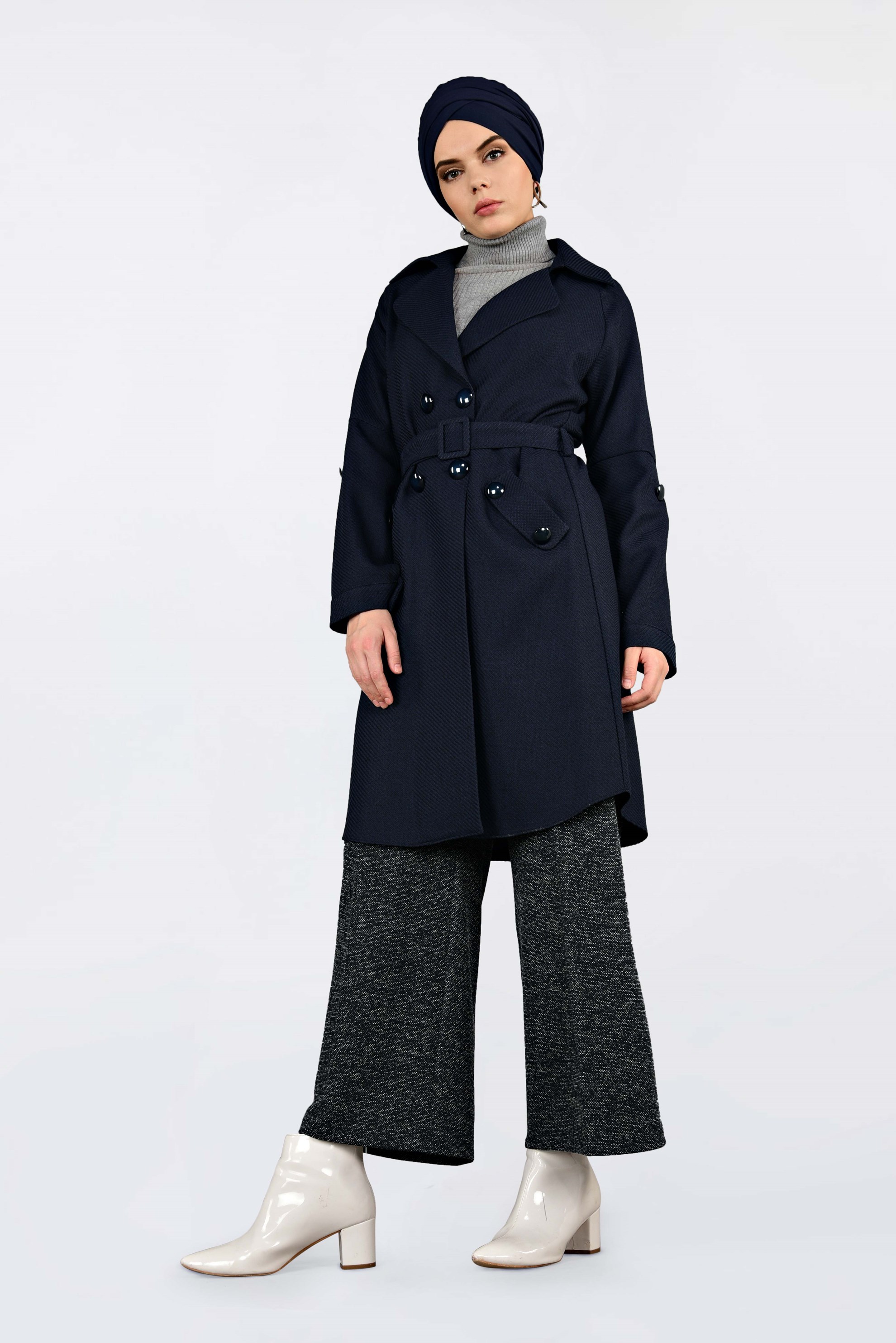 Vêtements hijab BLEU MARINE VESTE À DEUX RANGÉES DE BOUTONS AVEC CEINTURE 4636 