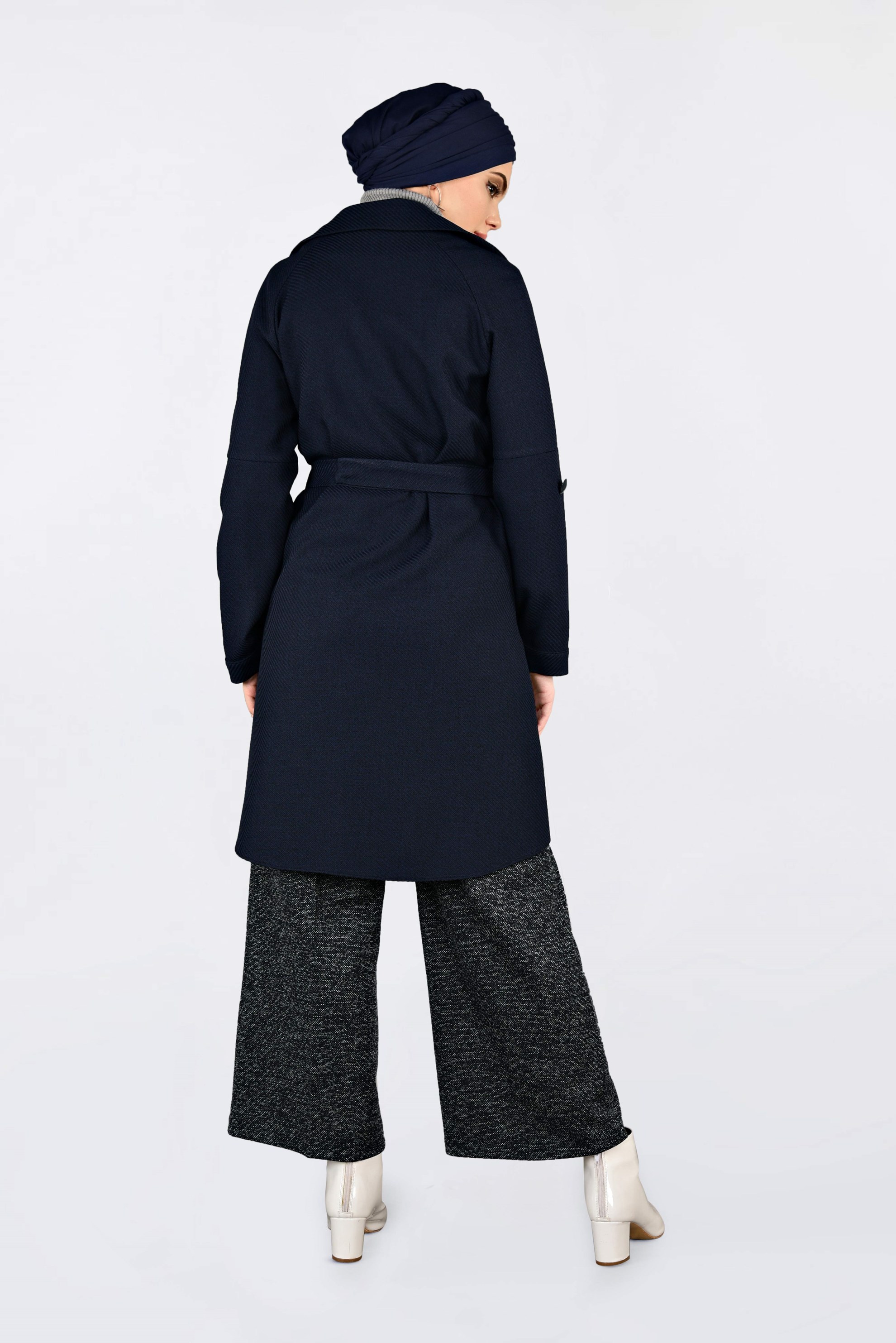 Vêtements hijab BLEU MARINE VESTE À DEUX RANGÉES DE BOUTONS AVEC CEINTURE 4636 