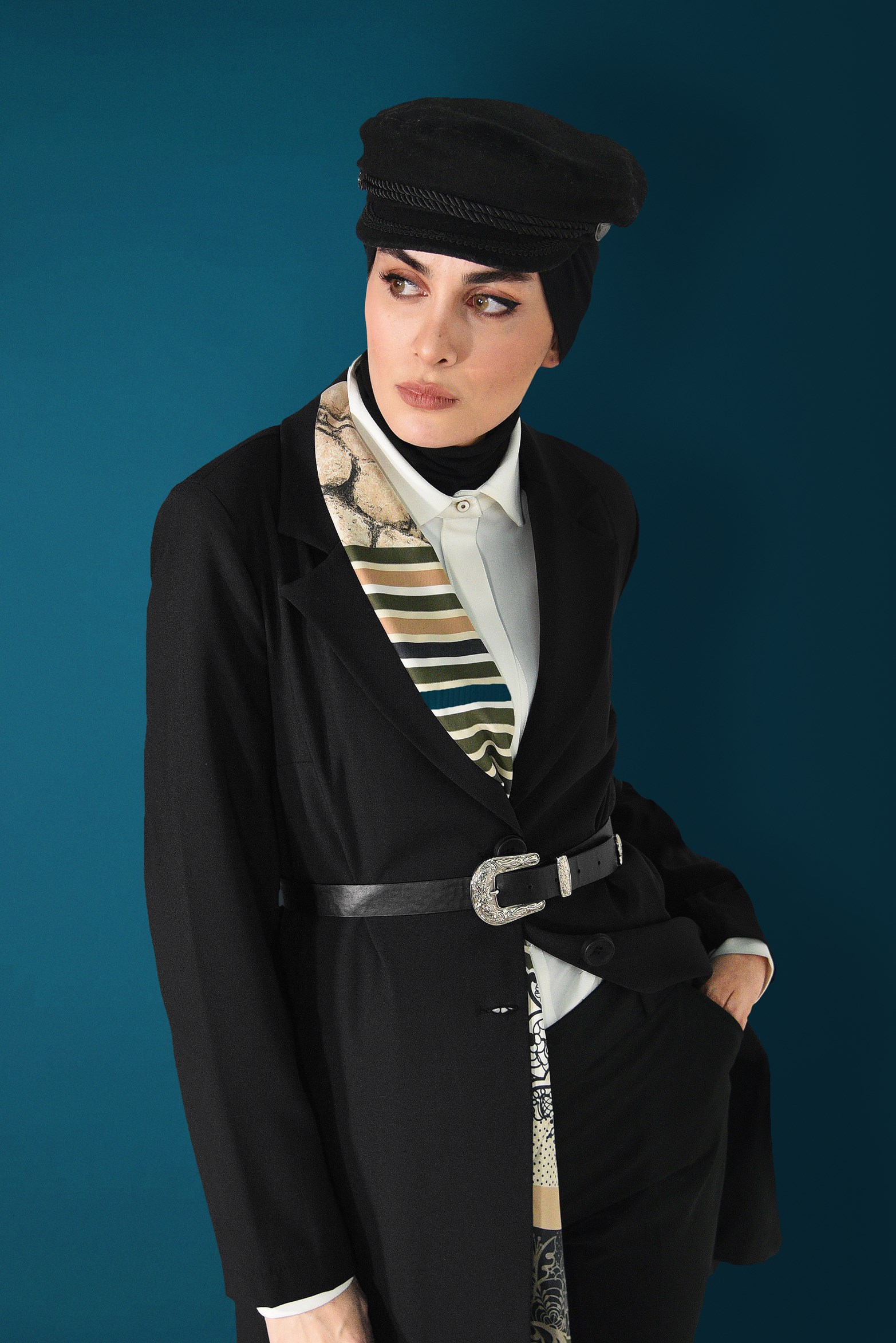 Tesettür giyim SİYAH DÜĞMELİ KLASİK CEKET 4741