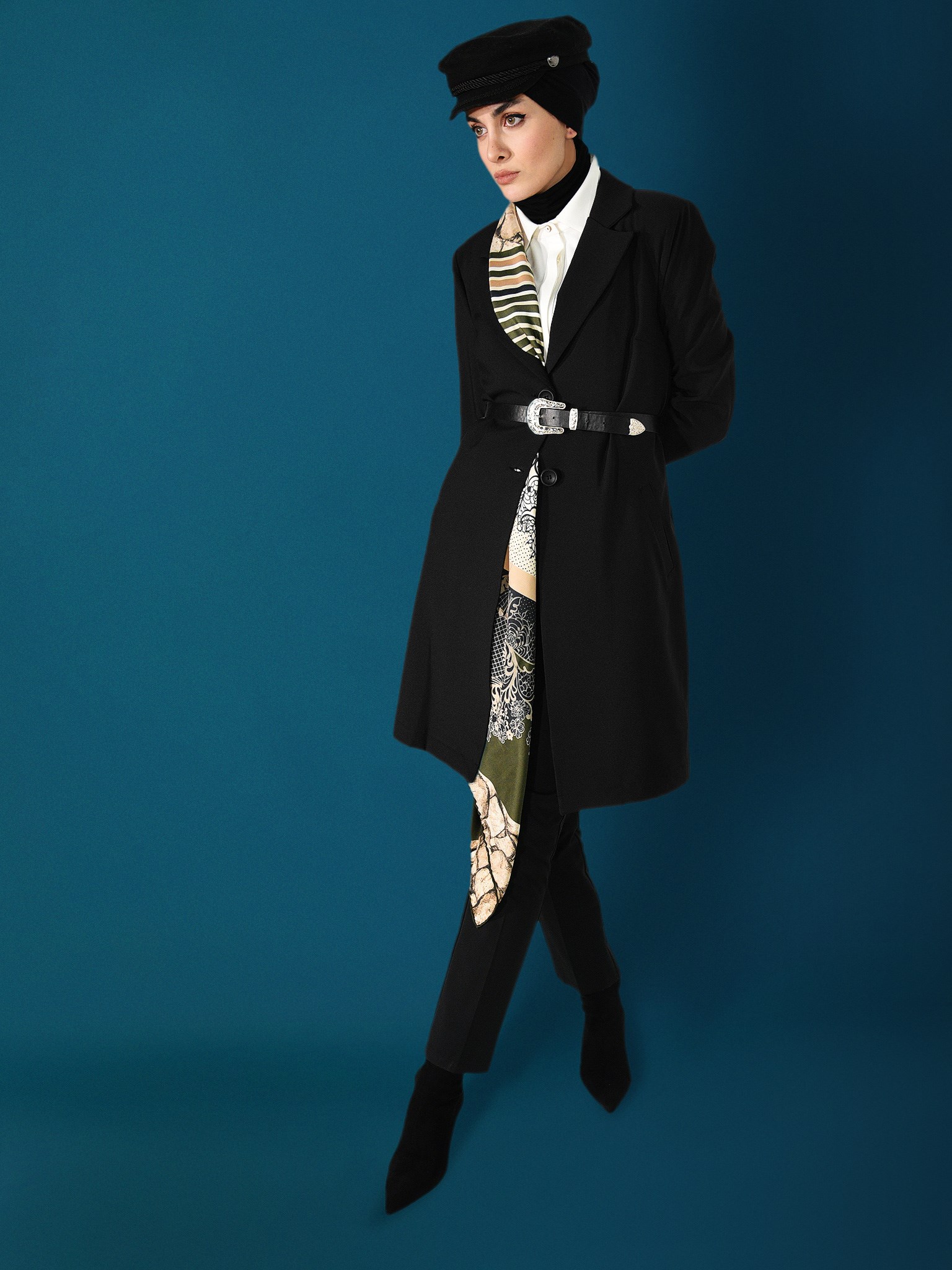 Tesettür giyim SİYAH DÜĞMELİ KLASİK CEKET 4741