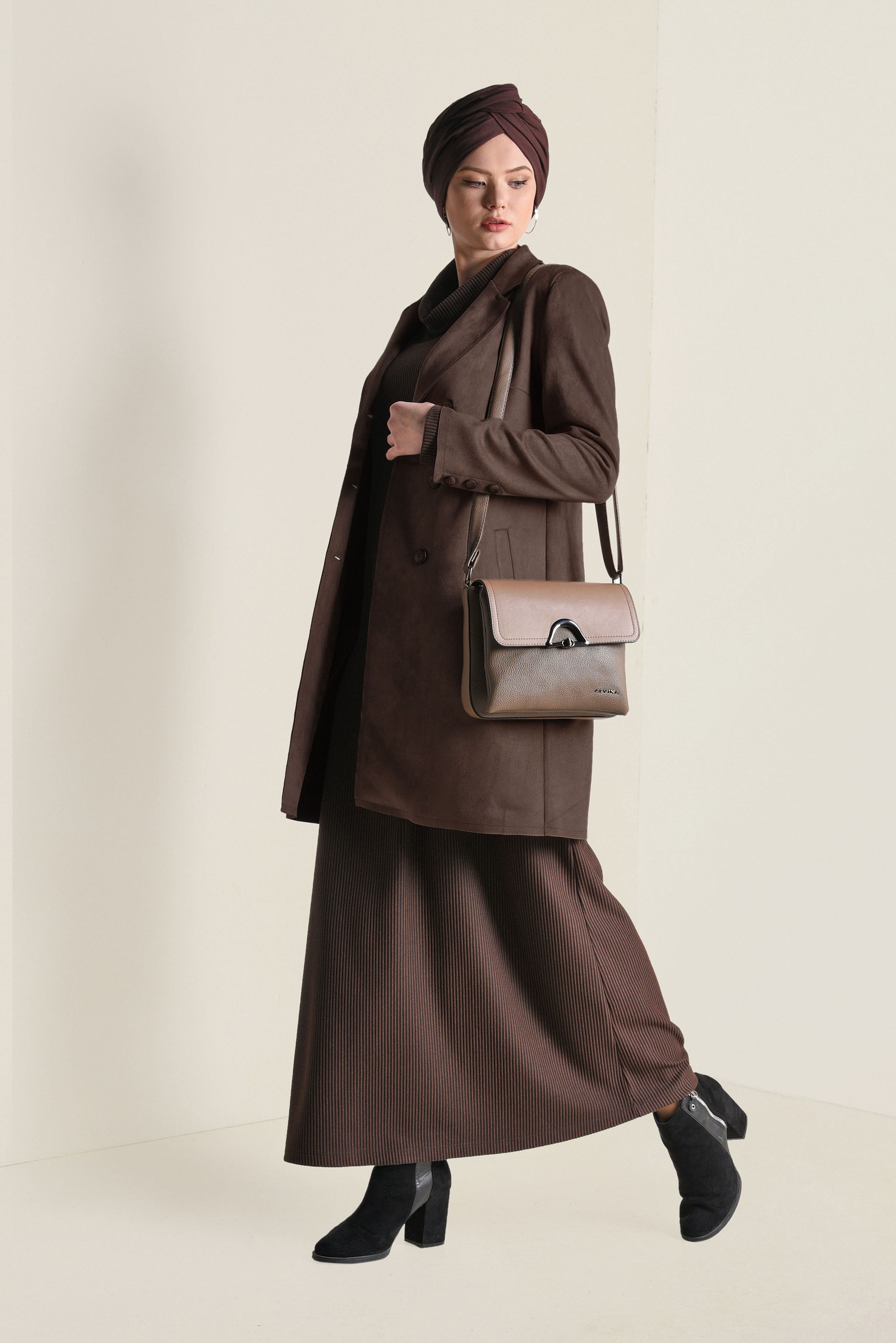 Tesettür giyim KAHVE DÜĞME DETAYLI SÜET CEKET 4754