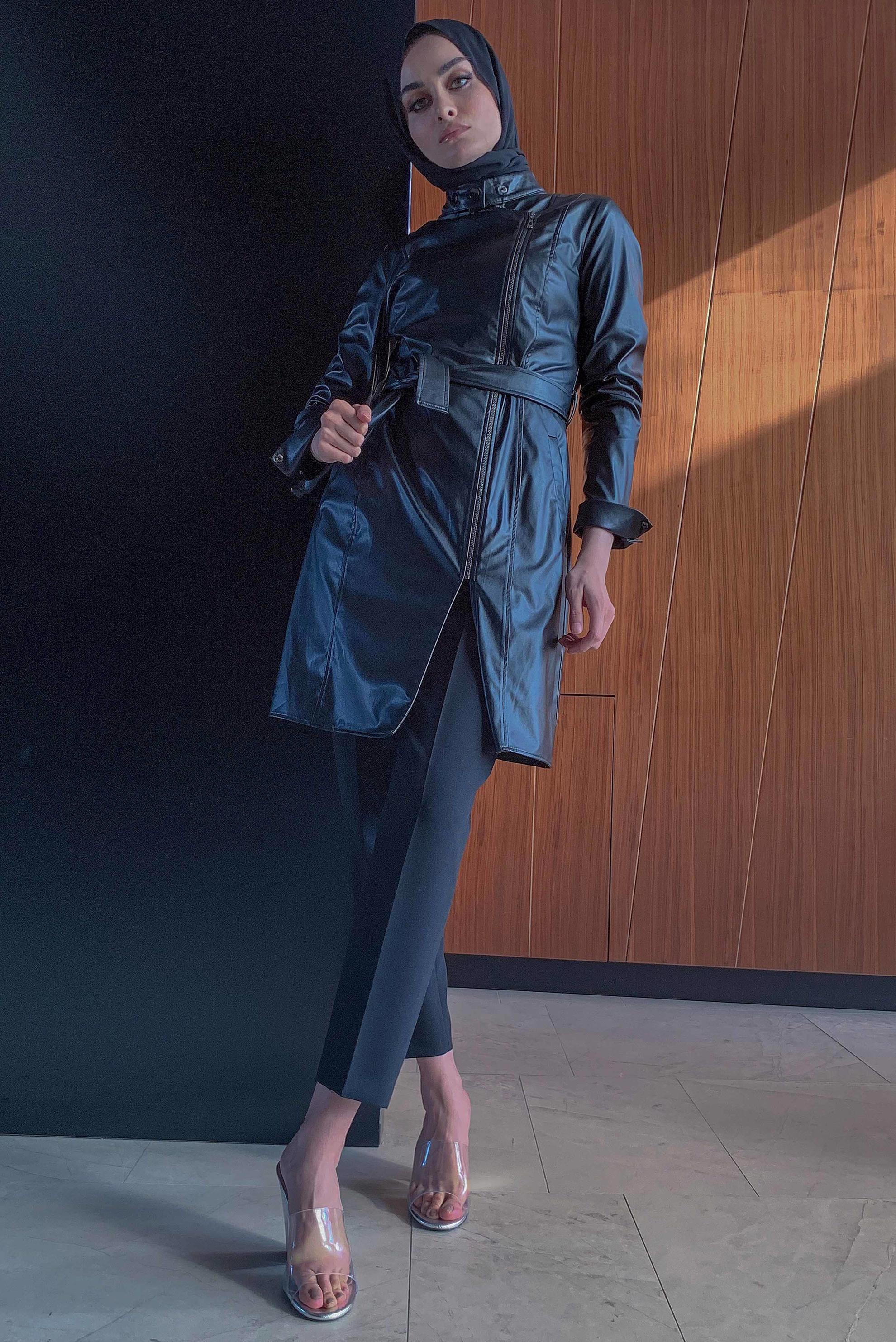 Tesettür giyim SİYAH KEMERLİ KOLLARI ÇITÇITLI DERİ CEKET 4799