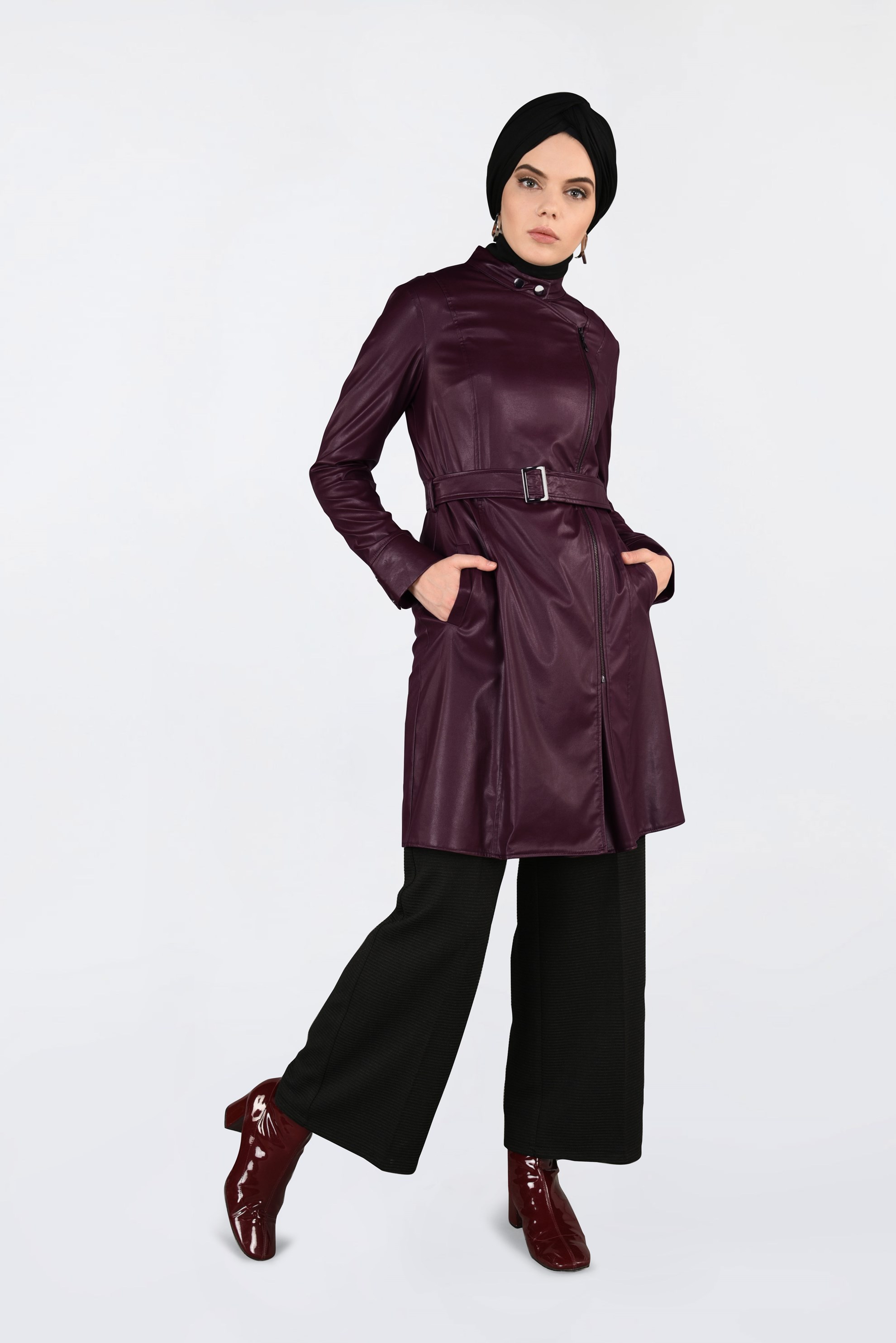 Tesettür giyim BORDO KEMERLİ KOLLARI ÇITÇITLI DERİ CEKET 4799