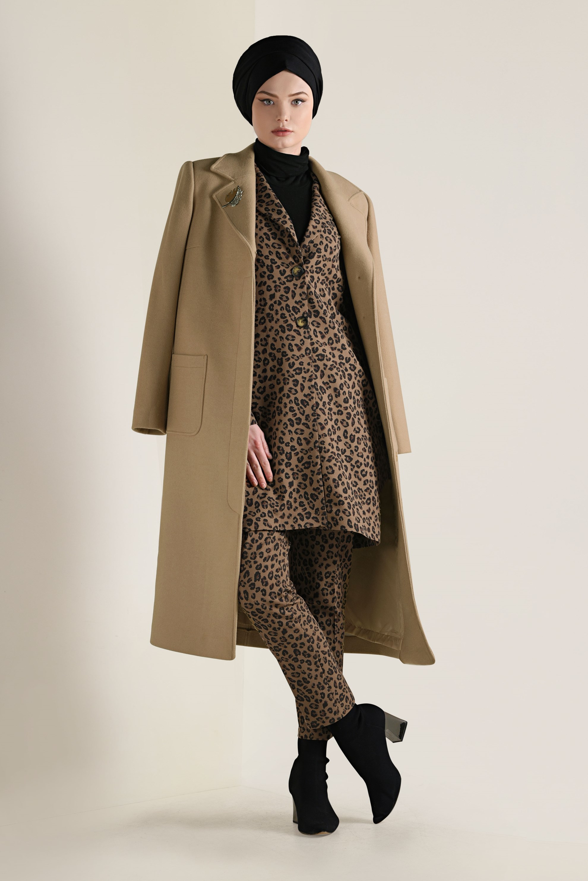 Tesettür giyim KAHVE LEOPAR DESENLİ CEKET 4811 