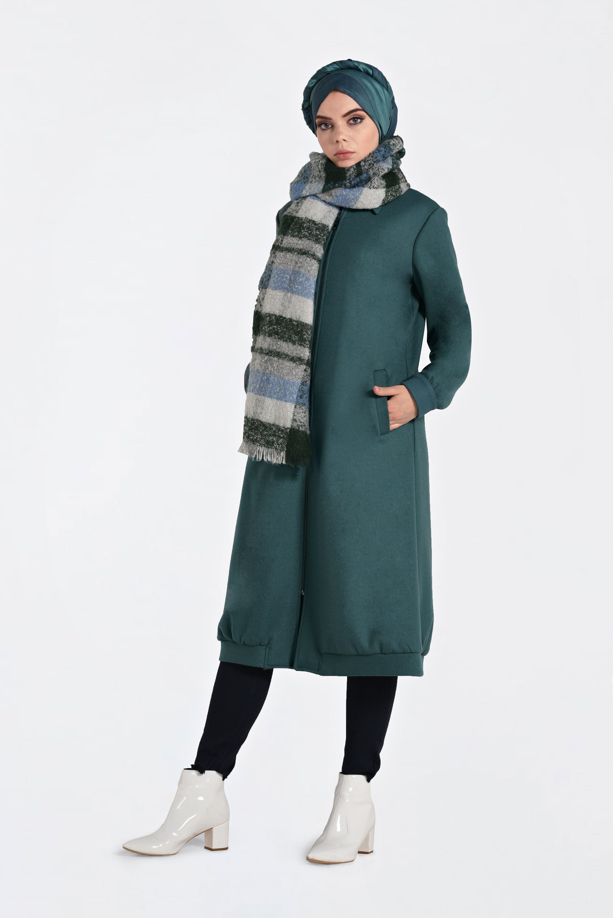 Hijab clothing GREEN ZIPPED WALKER COAT 4822