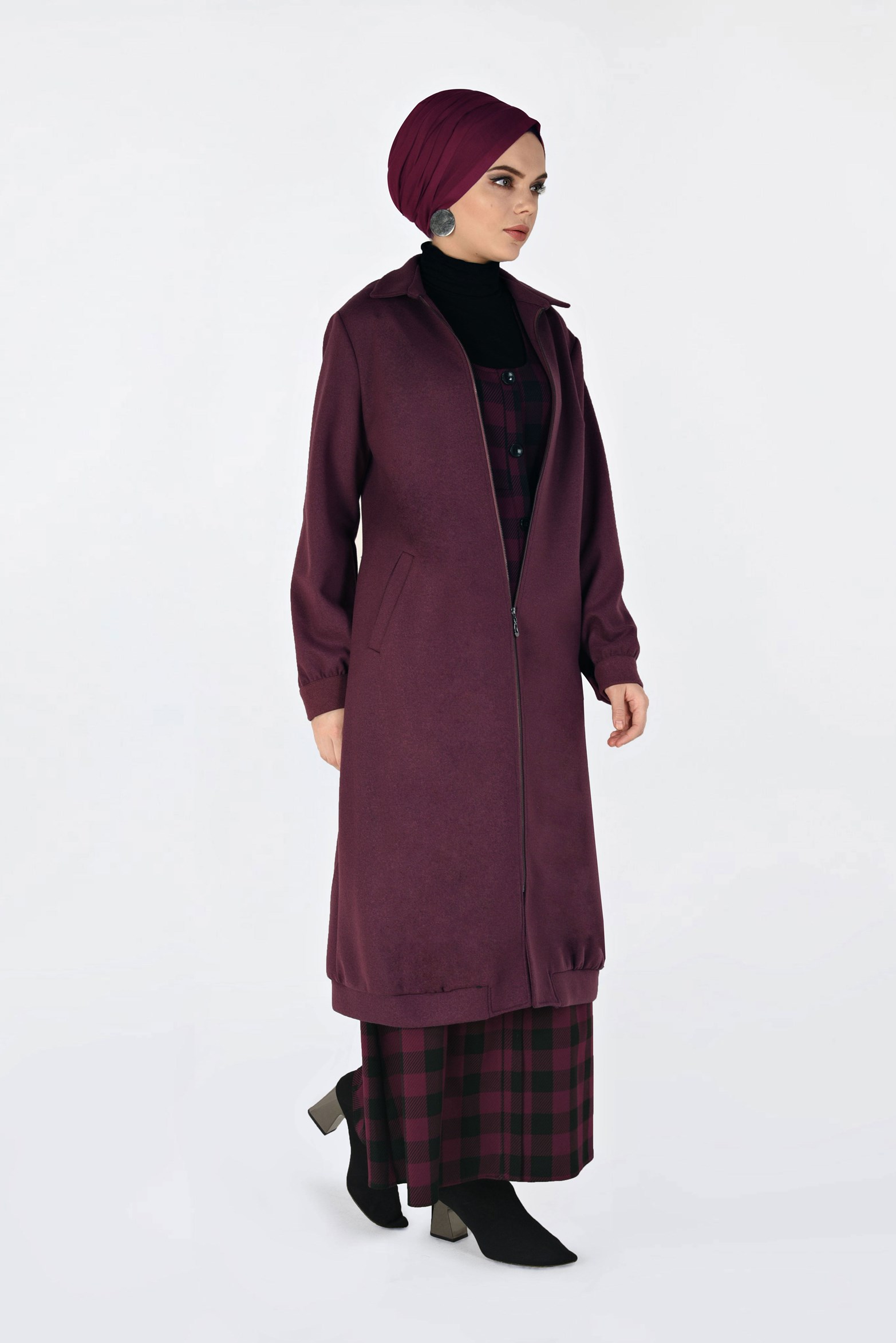 Tesettür giyim PEMBE BOYDAN FERMUARLI KAŞE KABAN 4822