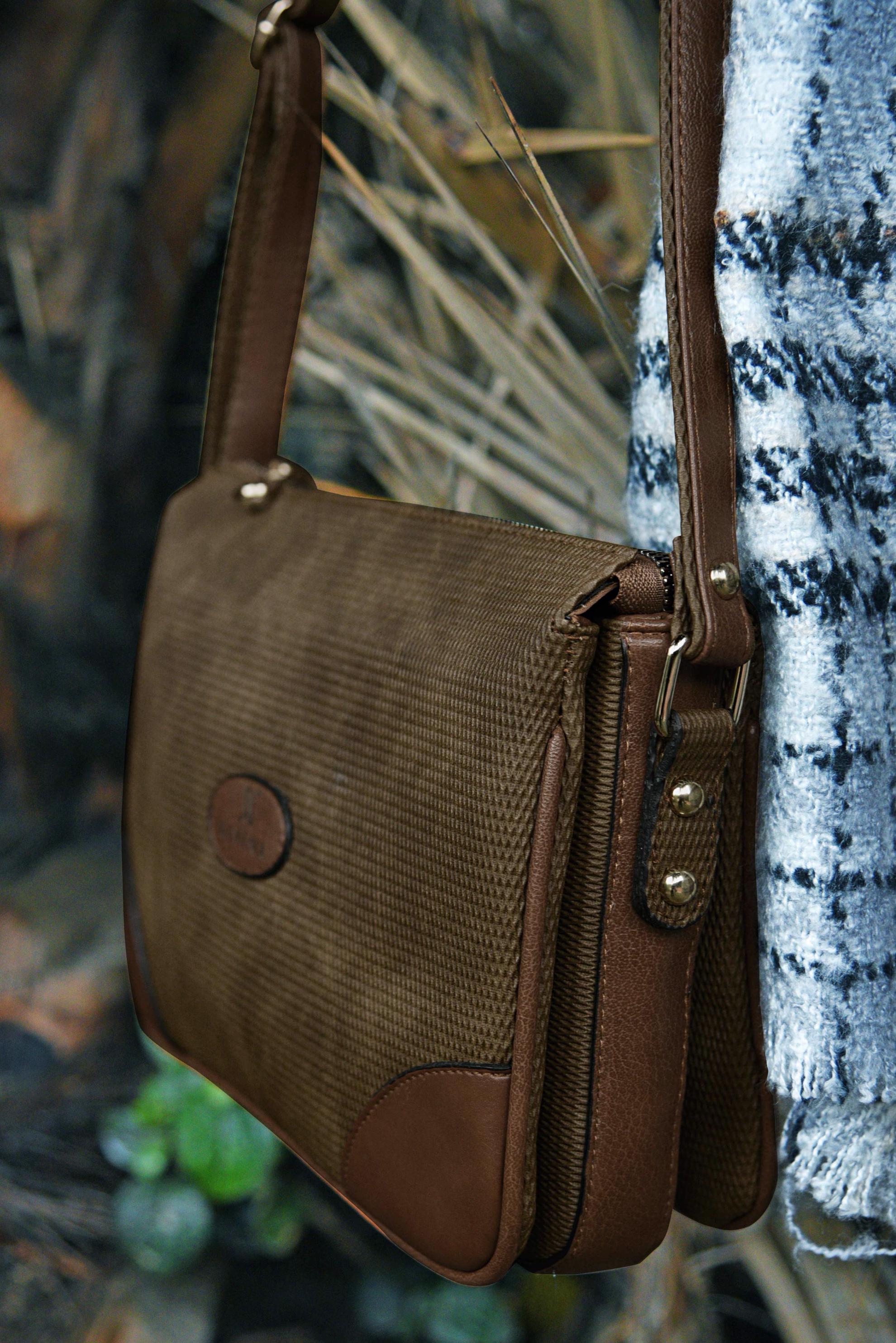 Tesettür giyim VİZON 814 ALVİNA ÇANTA