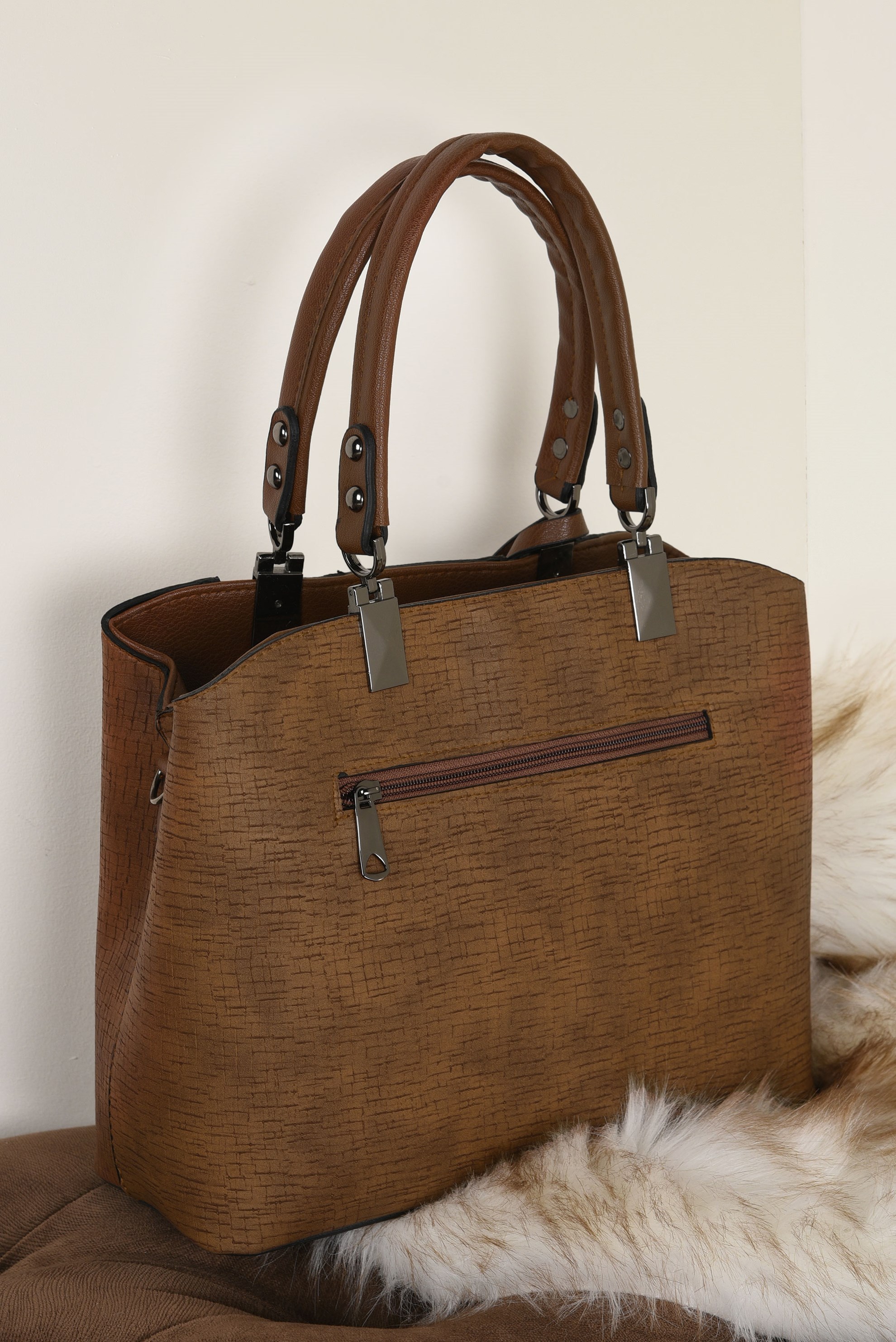 Tesettür giyim TABA ALVİNA ÇANTA 4010