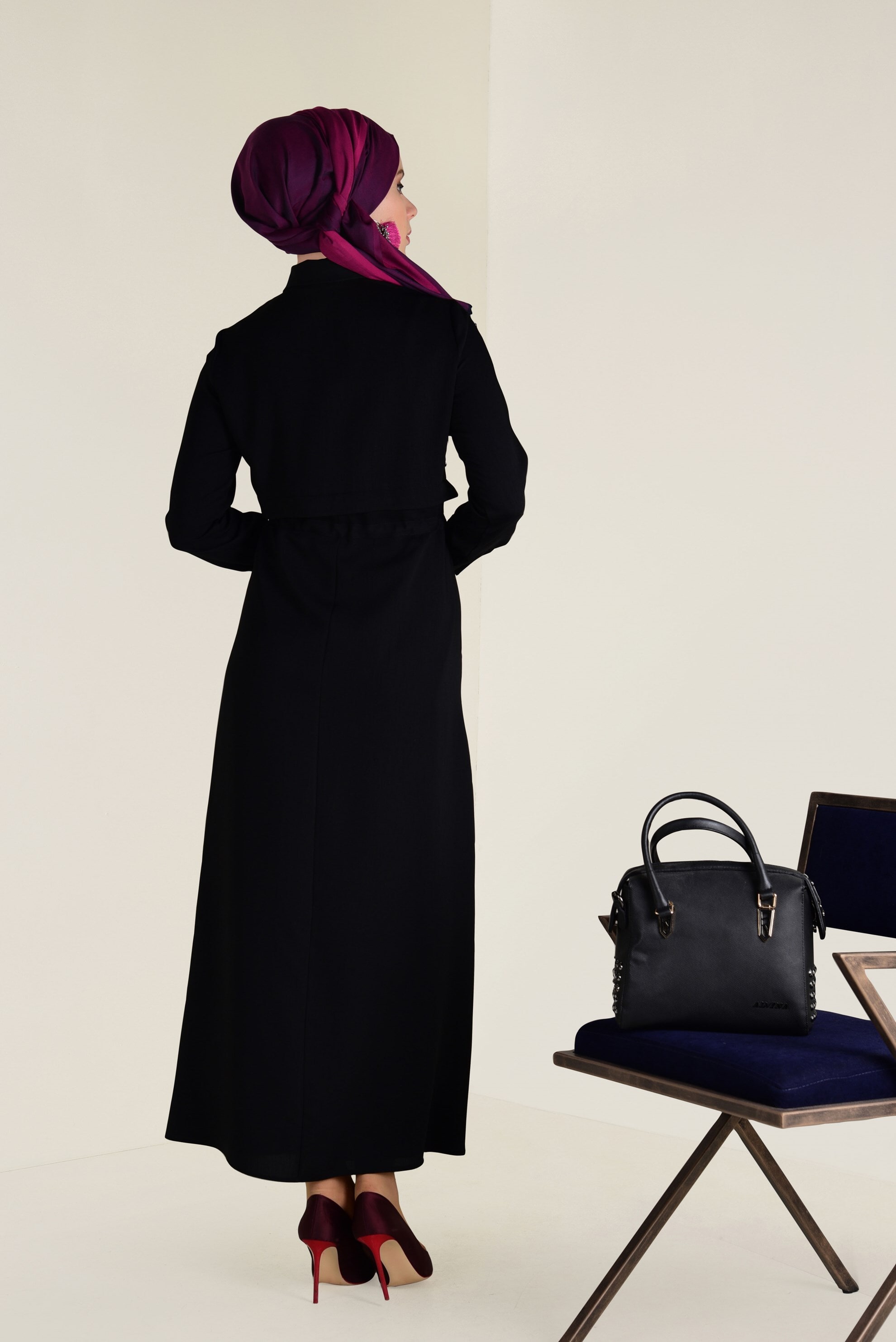 Tesettür giyim SİYAH BELİ BÜZGÜLÜ CEPLİ ELBİSE 4283