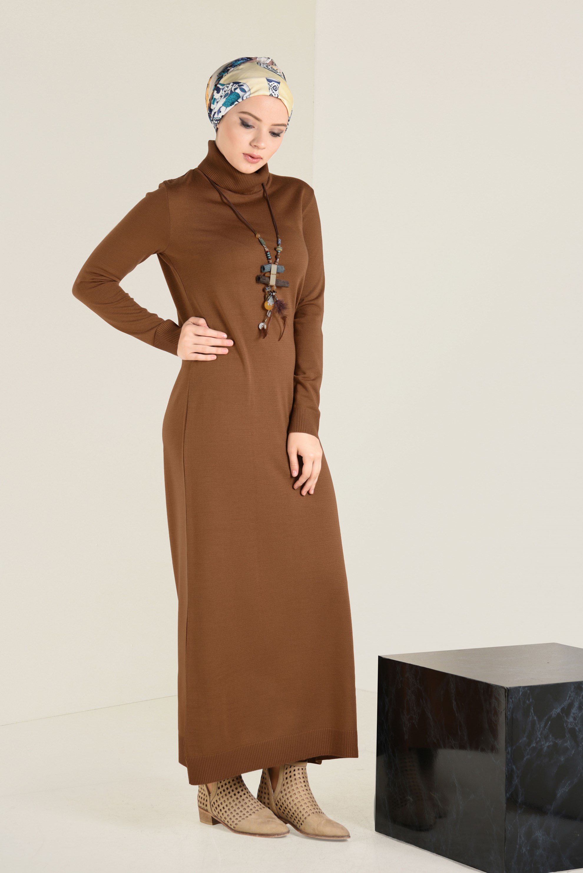 Tesettür giyim SARI TRİKO ELBİSE 4527 