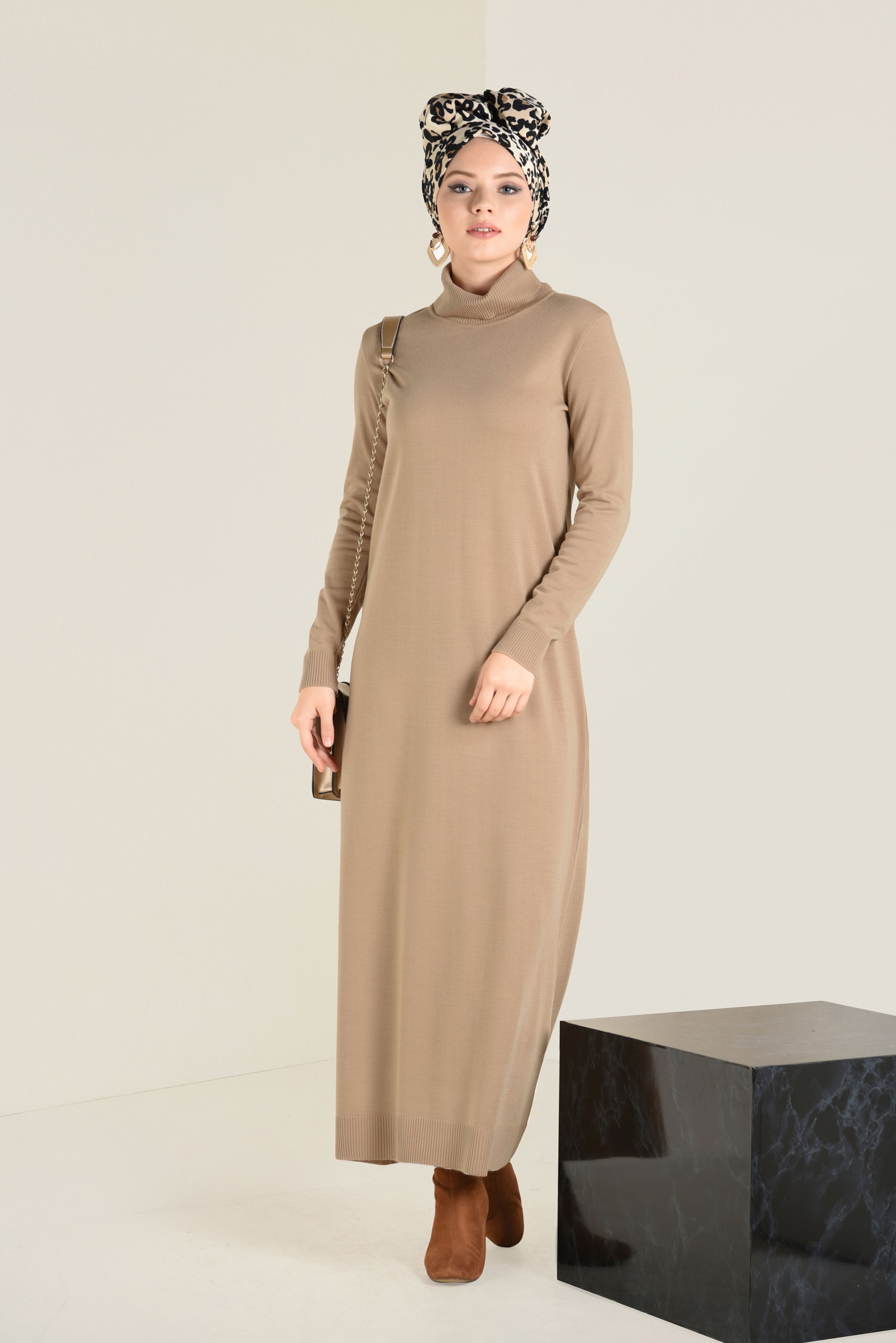 Tesettür giyim KAHVE TRİKO ELBİSE 4527 