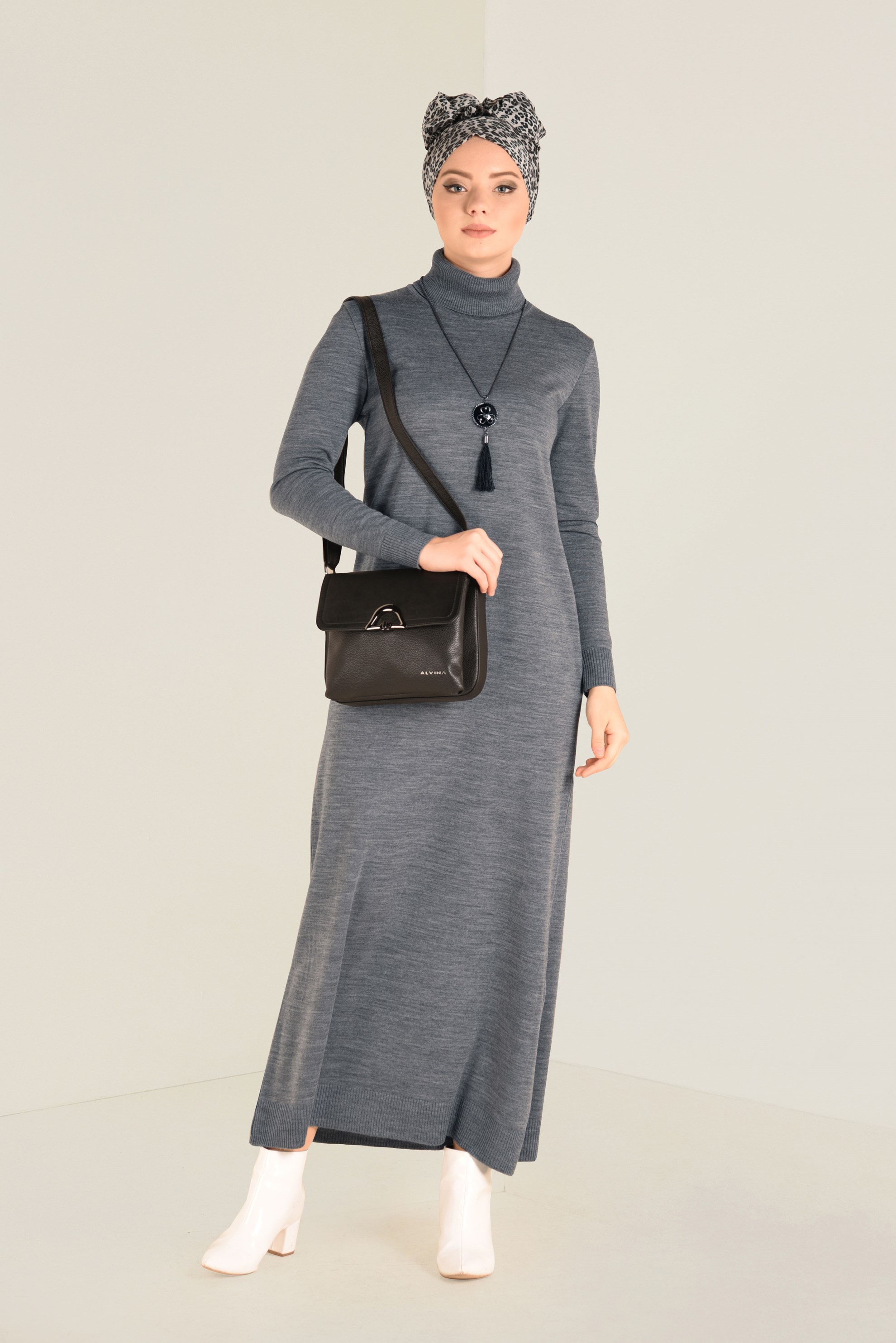 Tesettür giyim GRİ TRİKO ELBİSE 4527 