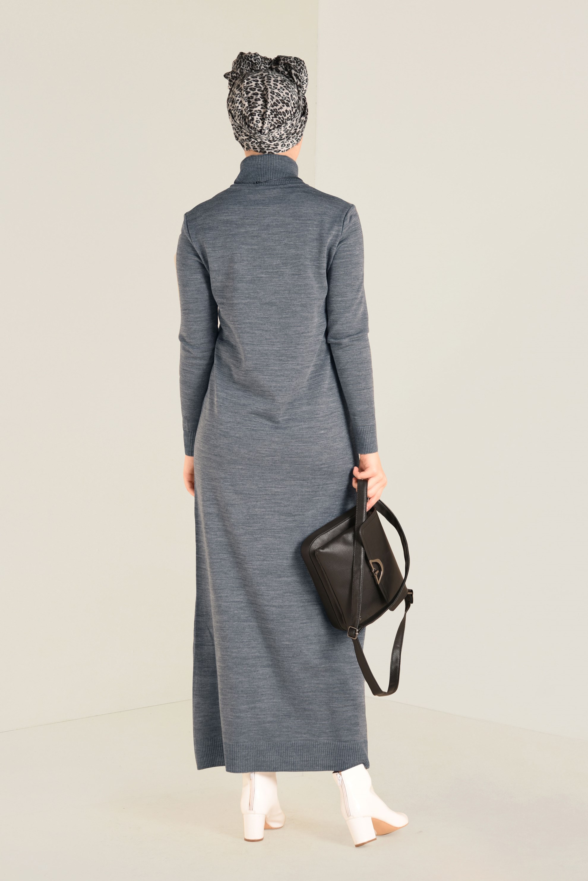 Tesettür giyim GRİ TRİKO ELBİSE 4527 