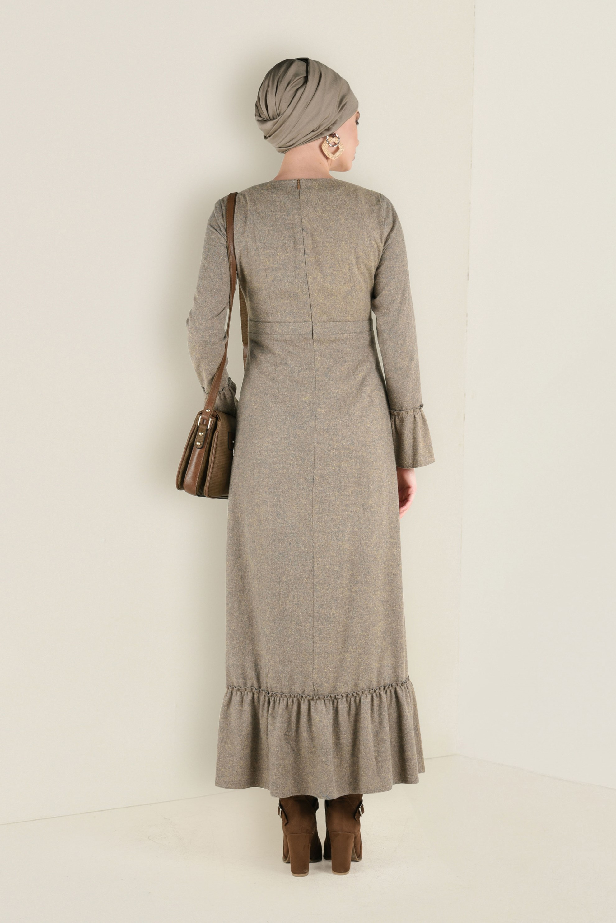 Tesettür giyim KAHVE VOLANLI PAMUKLU ELBİSE 4568