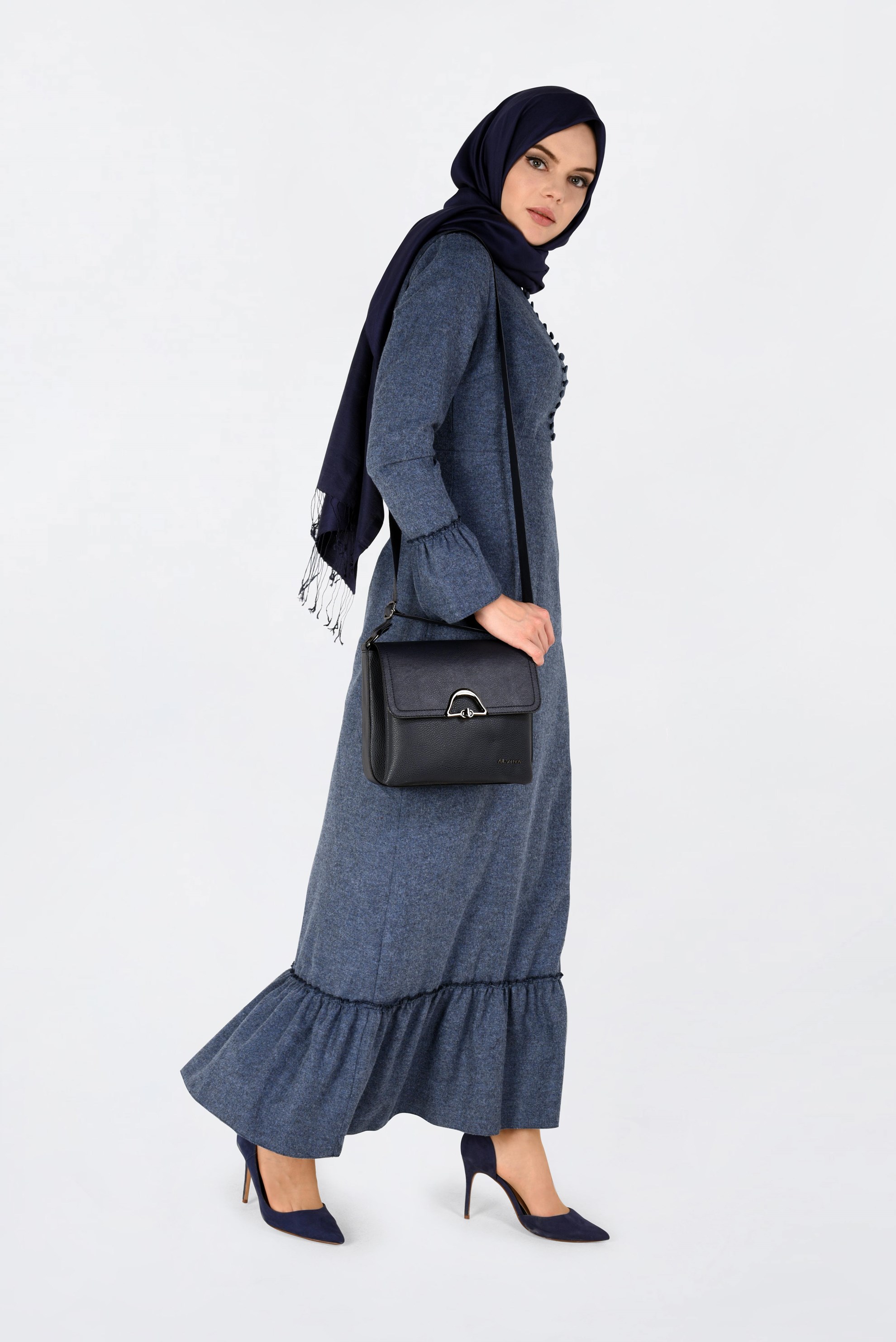 Tesettür giyim LACİVERT VOLANLI PAMUKLU ELBİSE 4568