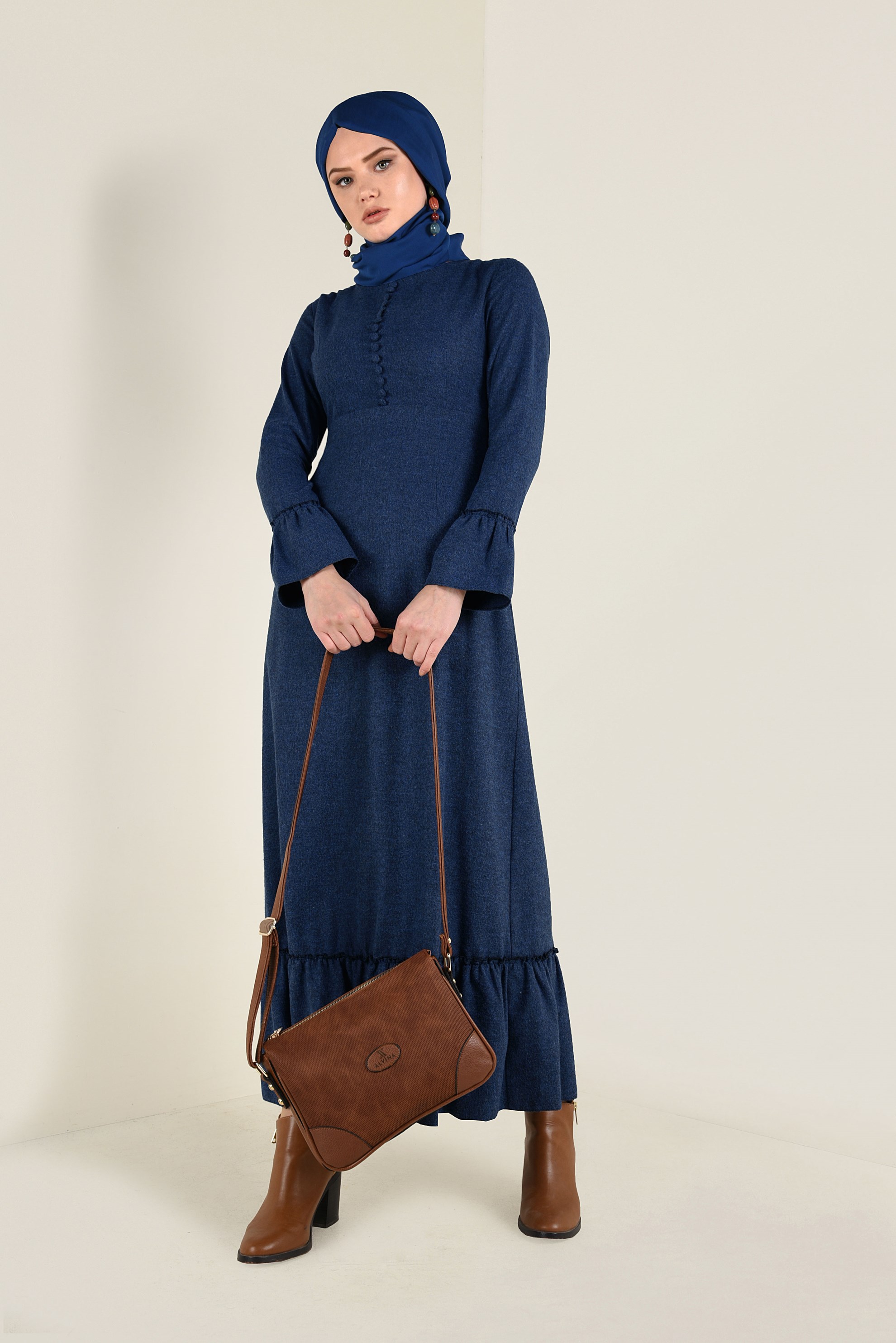 Tesettür giyim LACİVERT VOLANLI PAMUKLU ELBİSE 4568