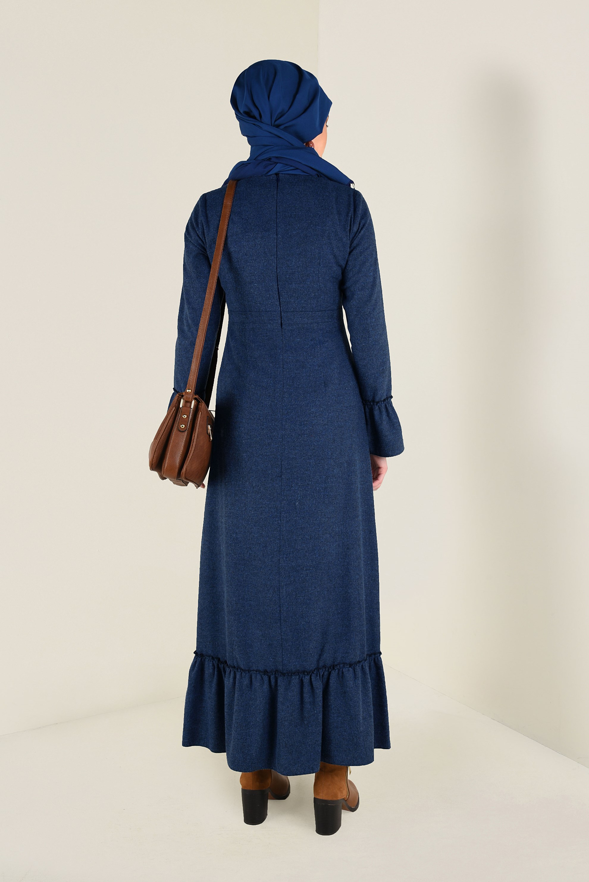 Tesettür giyim LACİVERT VOLANLI PAMUKLU ELBİSE 4568