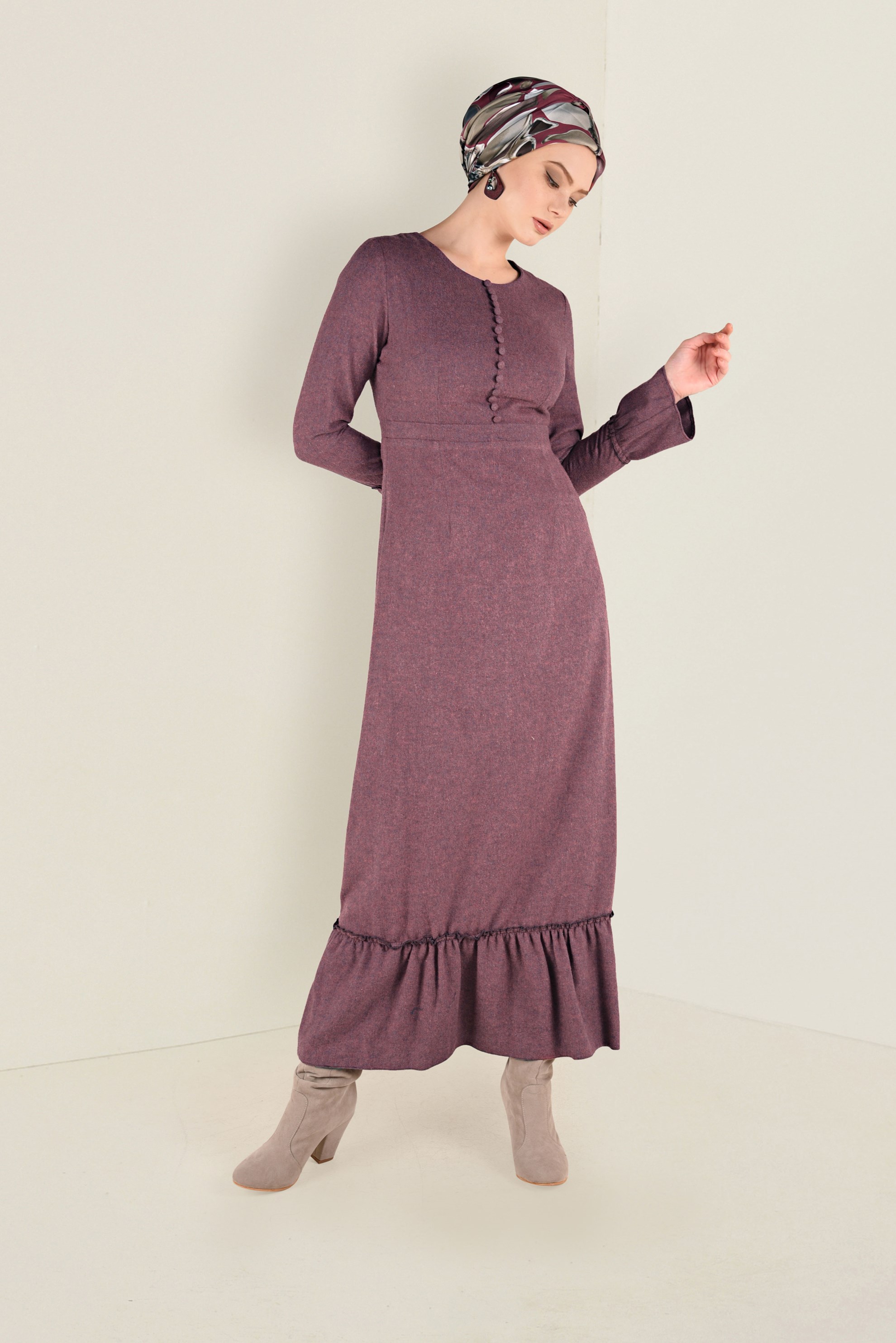 Tesettür giyim LACİVERT VOLANLI PAMUKLU ELBİSE 4568