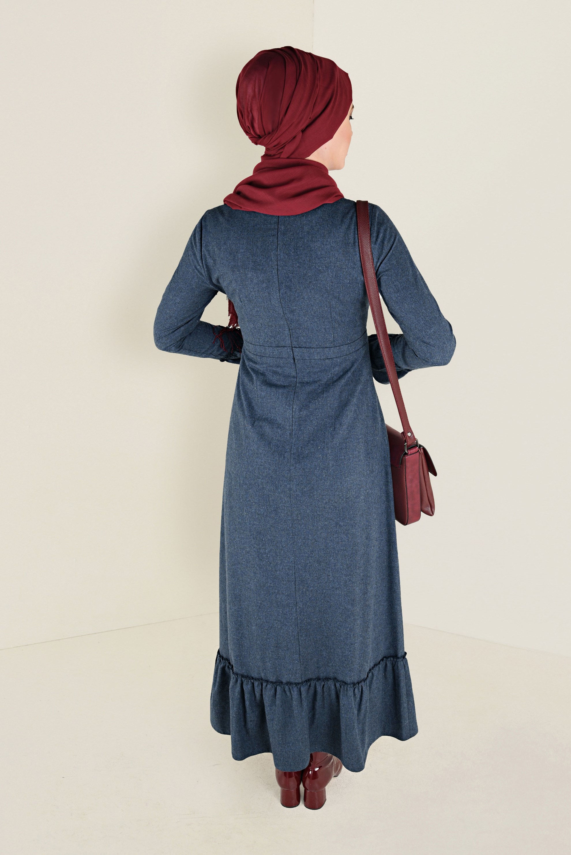 Tesettür giyim LACİVERT VOLANLI PAMUKLU ELBİSE 4568