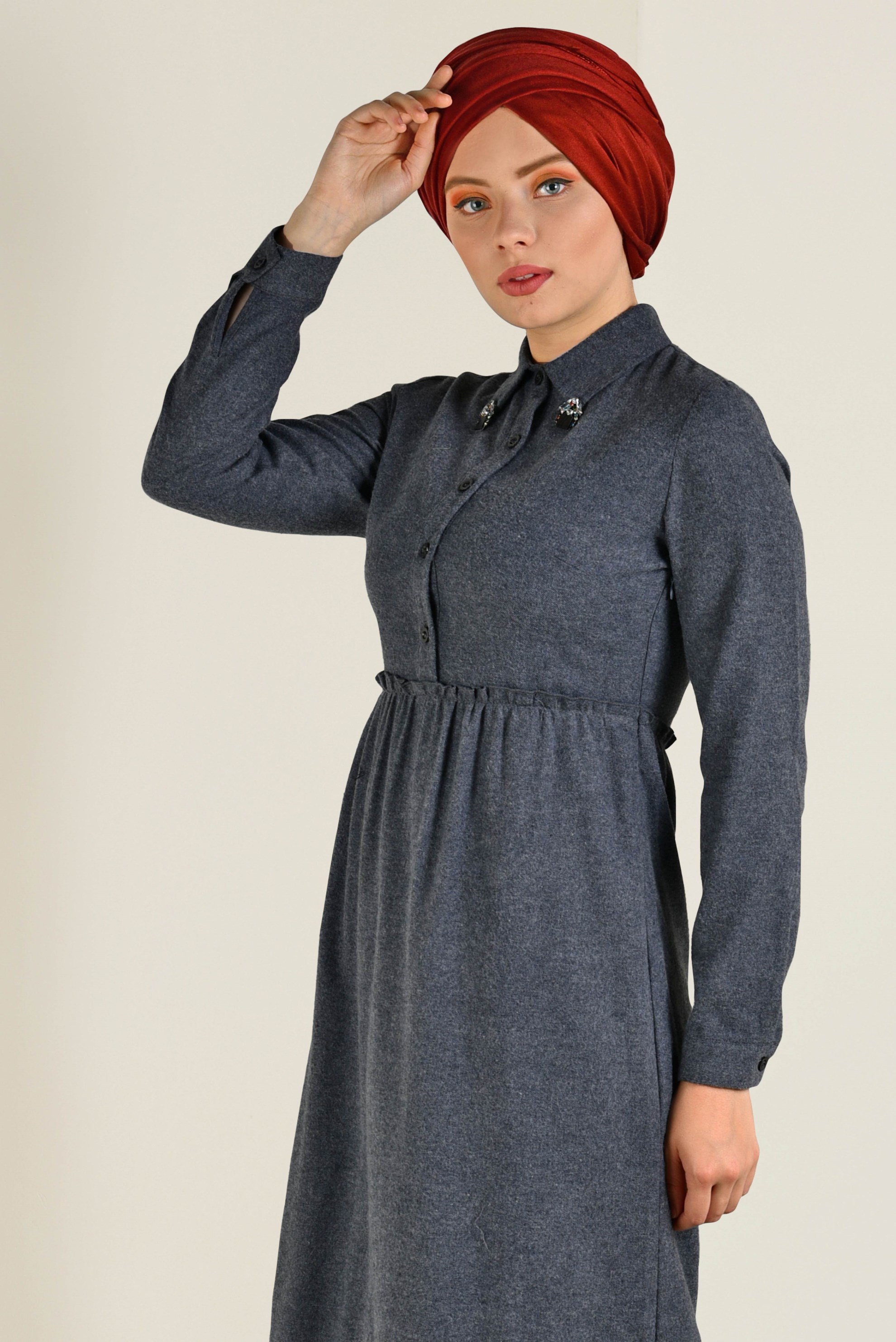 Tesettür giyim LACİVERT DOĞAL KUMAŞLI ELBİSE 4569 