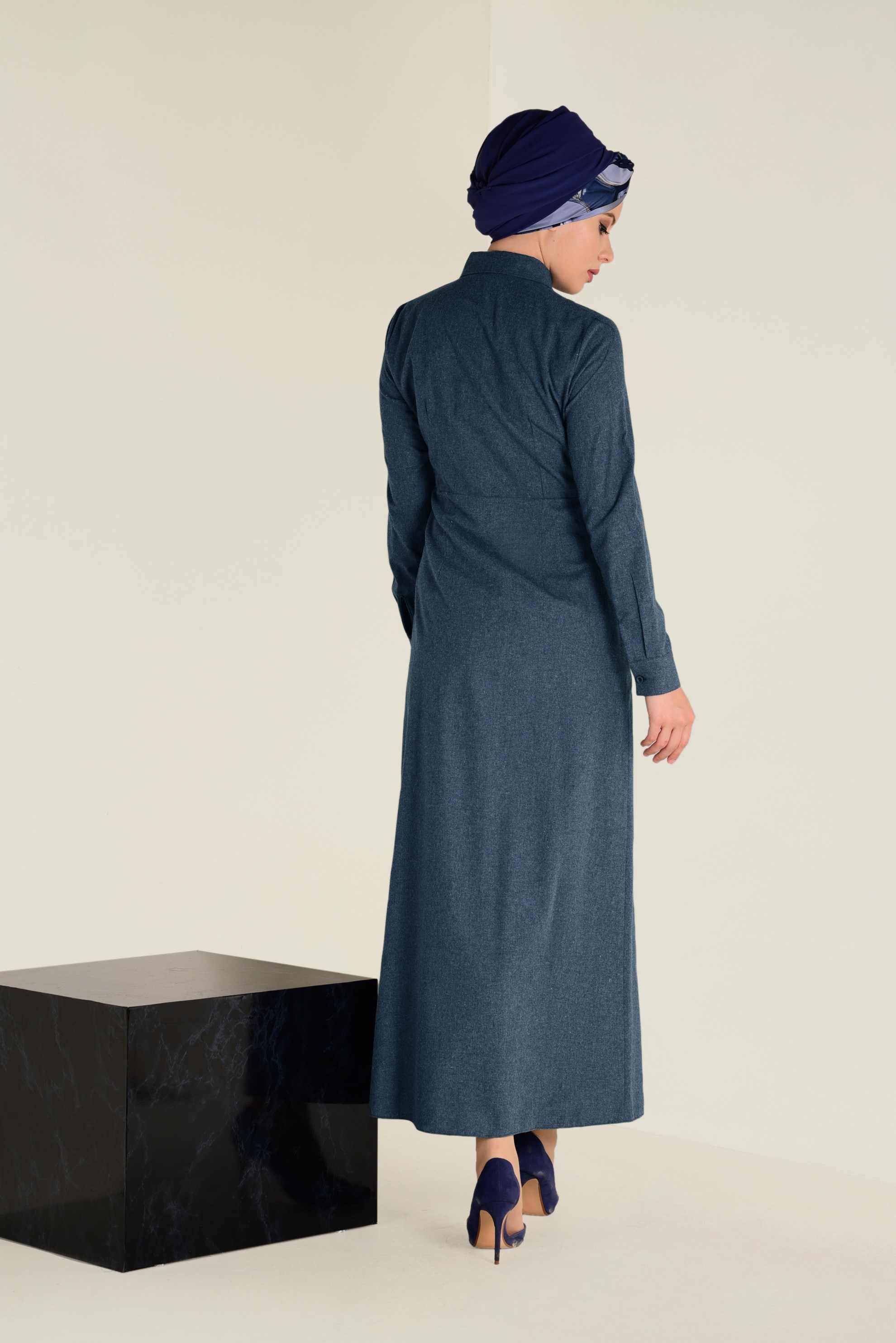 Tesettür giyim LACİVERT PAMUKLU NAKIŞLI ELBİSE 4647