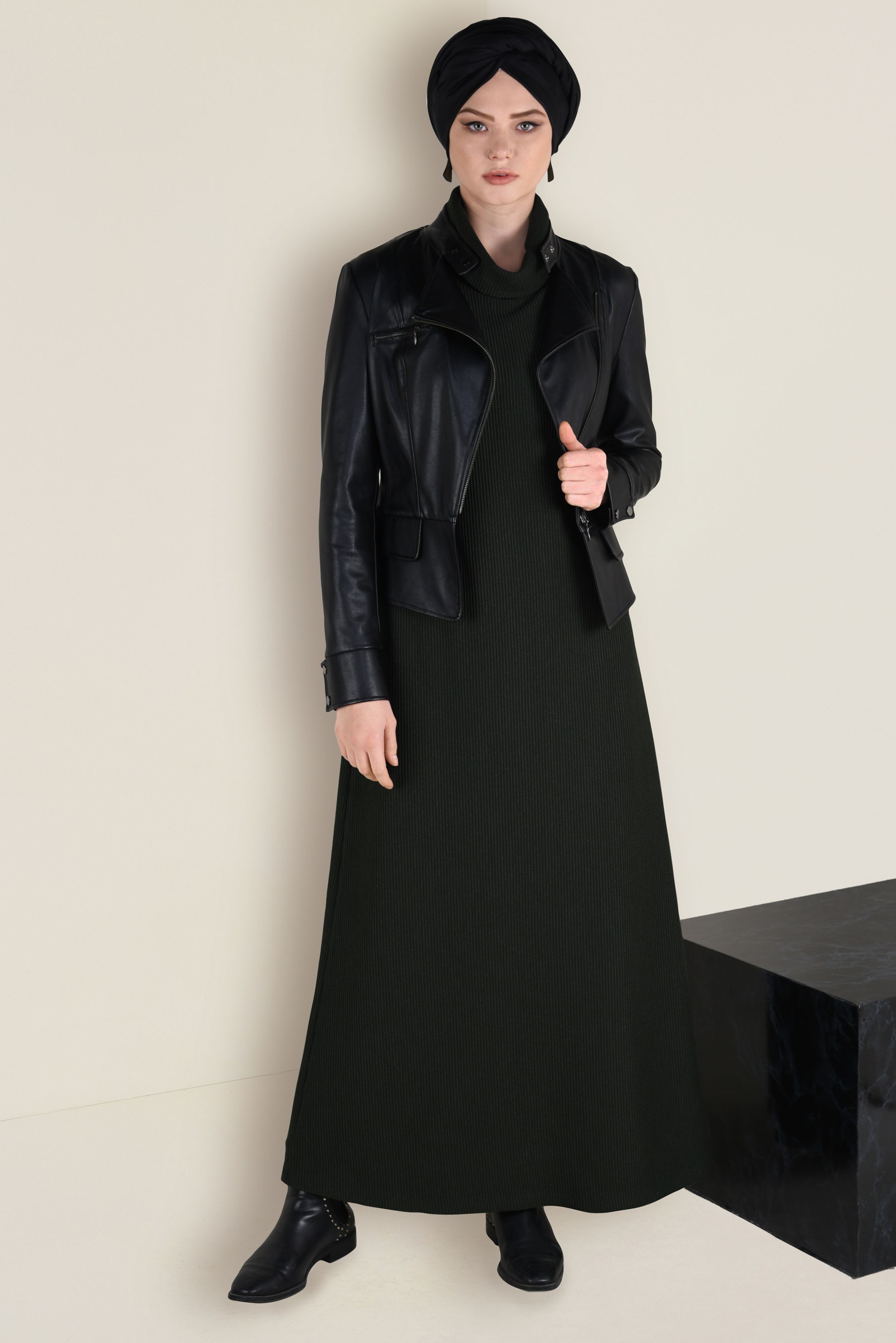 Tesettür giyim HAKİ BOĞAZLI TRİKO ELBİSE 4677 