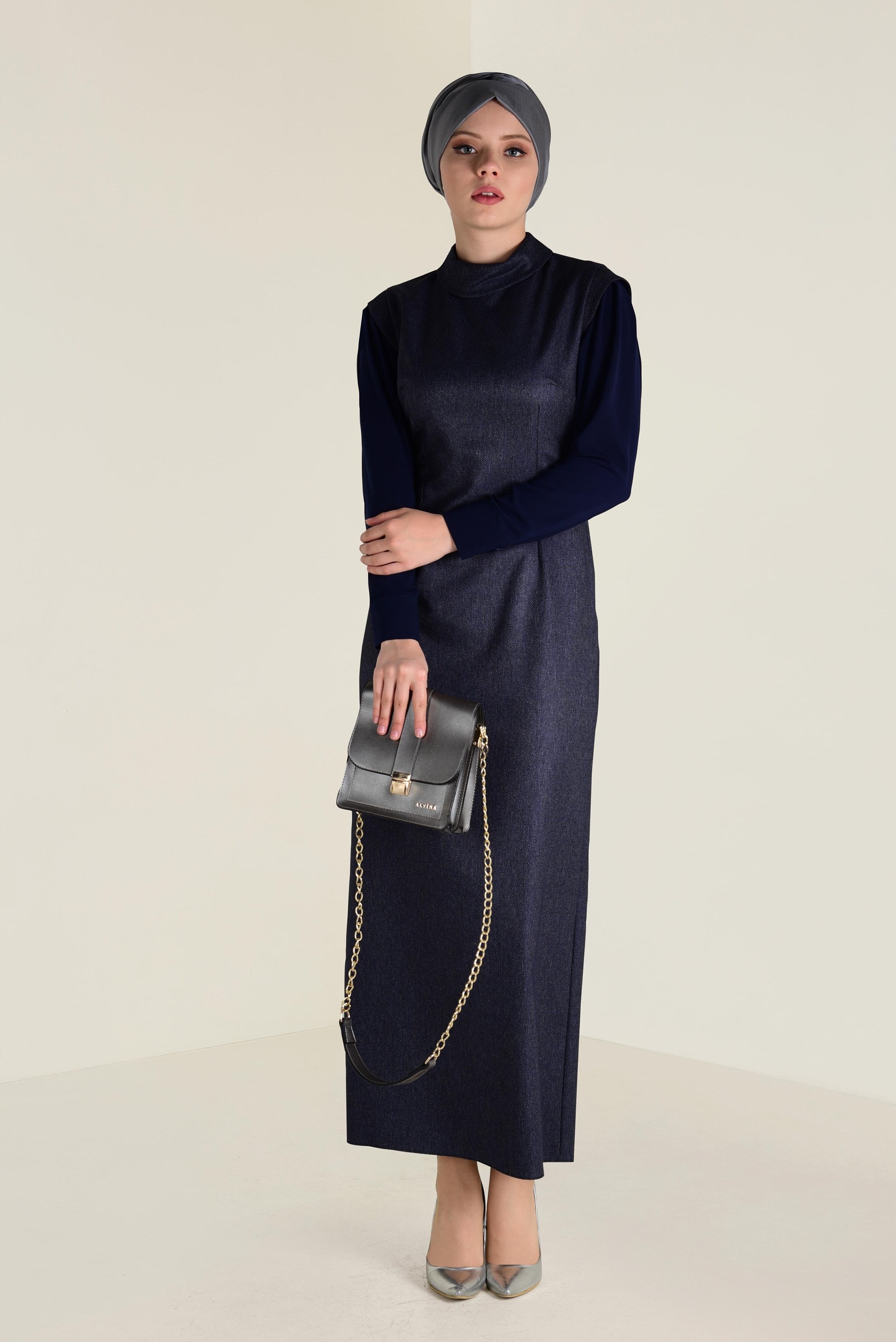 Tesettür giyim LACİVERT BALIKÇI YAKA GİZLİ YIRTMAÇLI ELBİSE 4678 