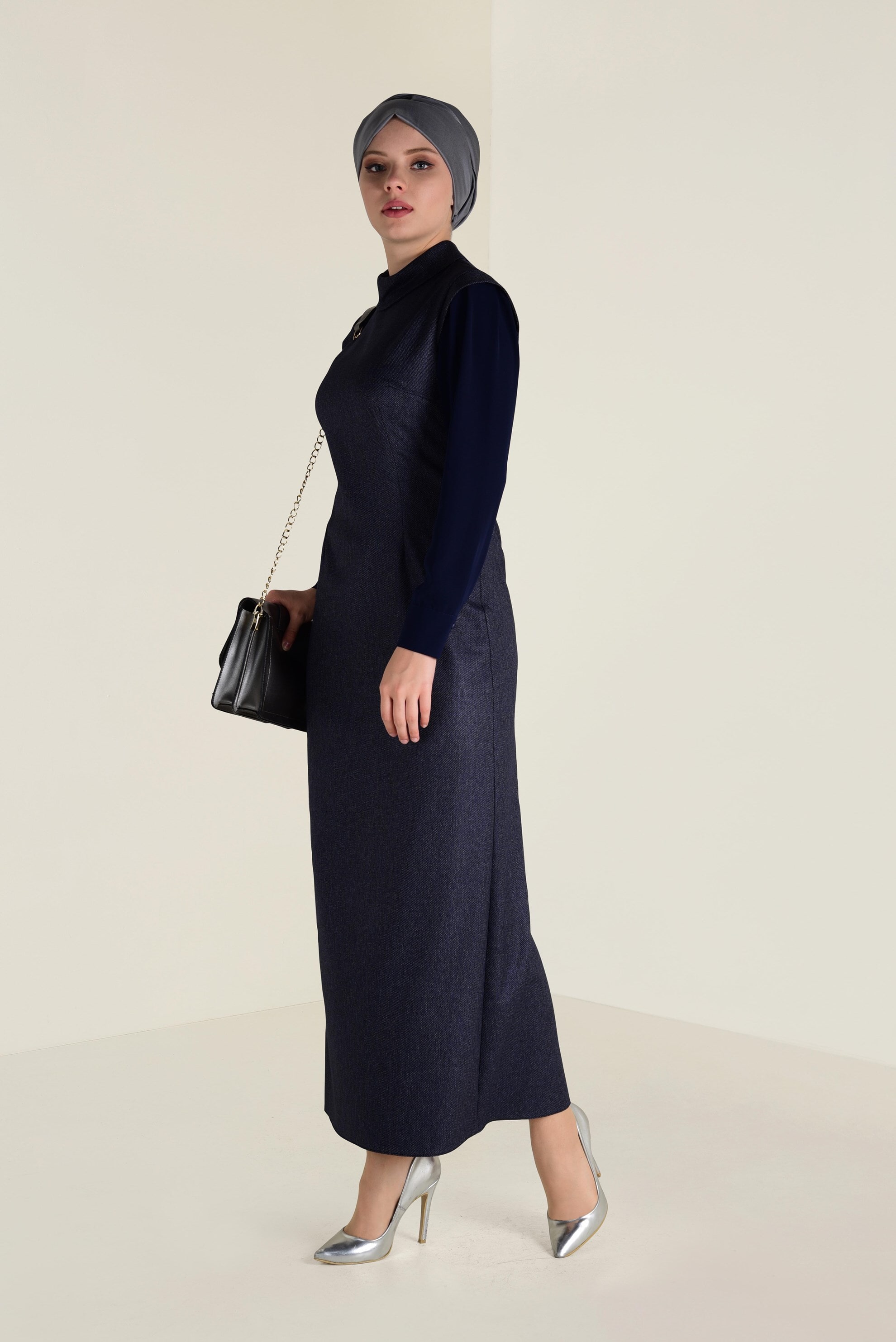 Tesettür giyim LACİVERT BALIKÇI YAKA GİZLİ YIRTMAÇLI ELBİSE 4678 