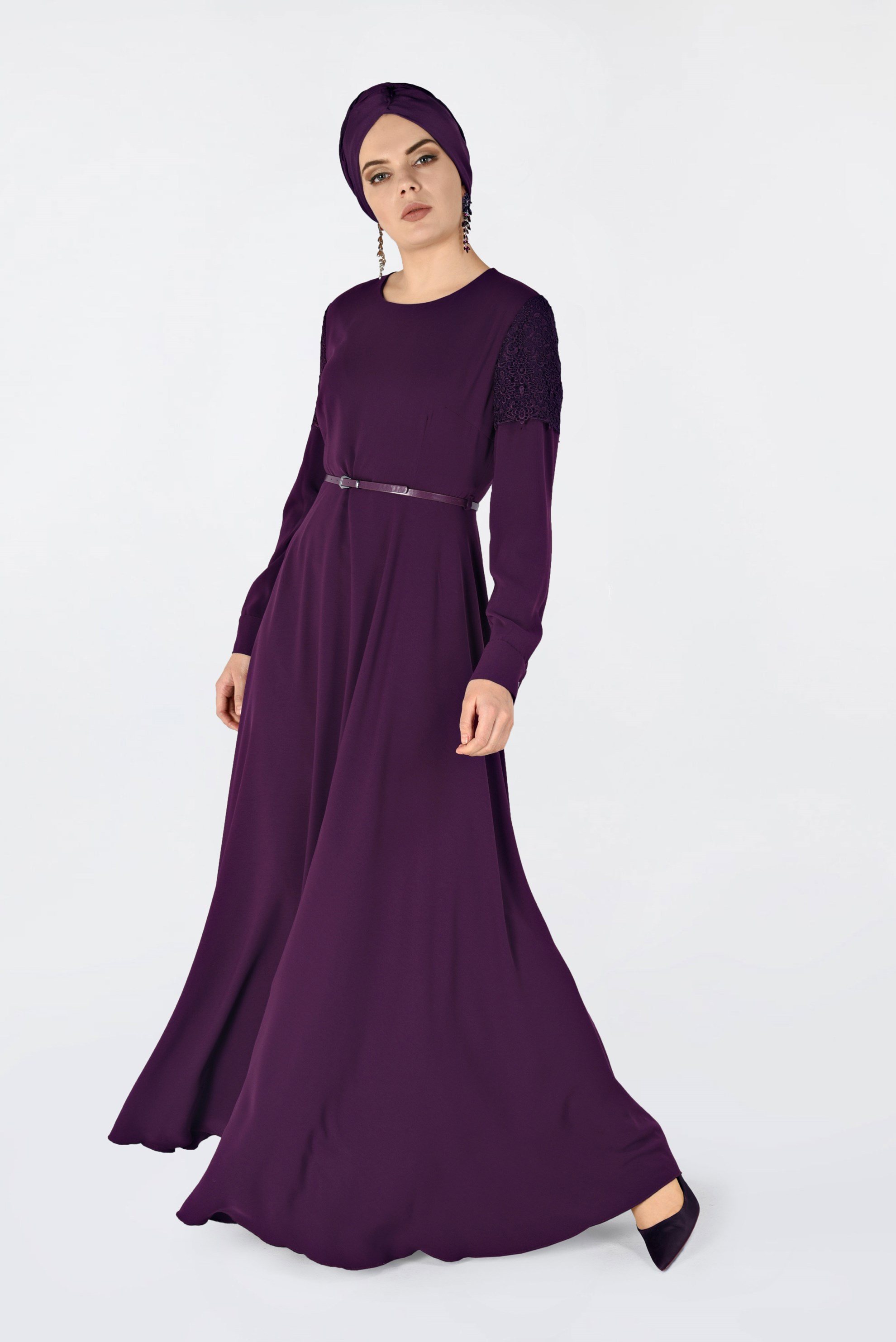 Tesettür giyim MÜRDÜM KOLLARI DANTELLİ KEMERLİ ELBİSE 4679