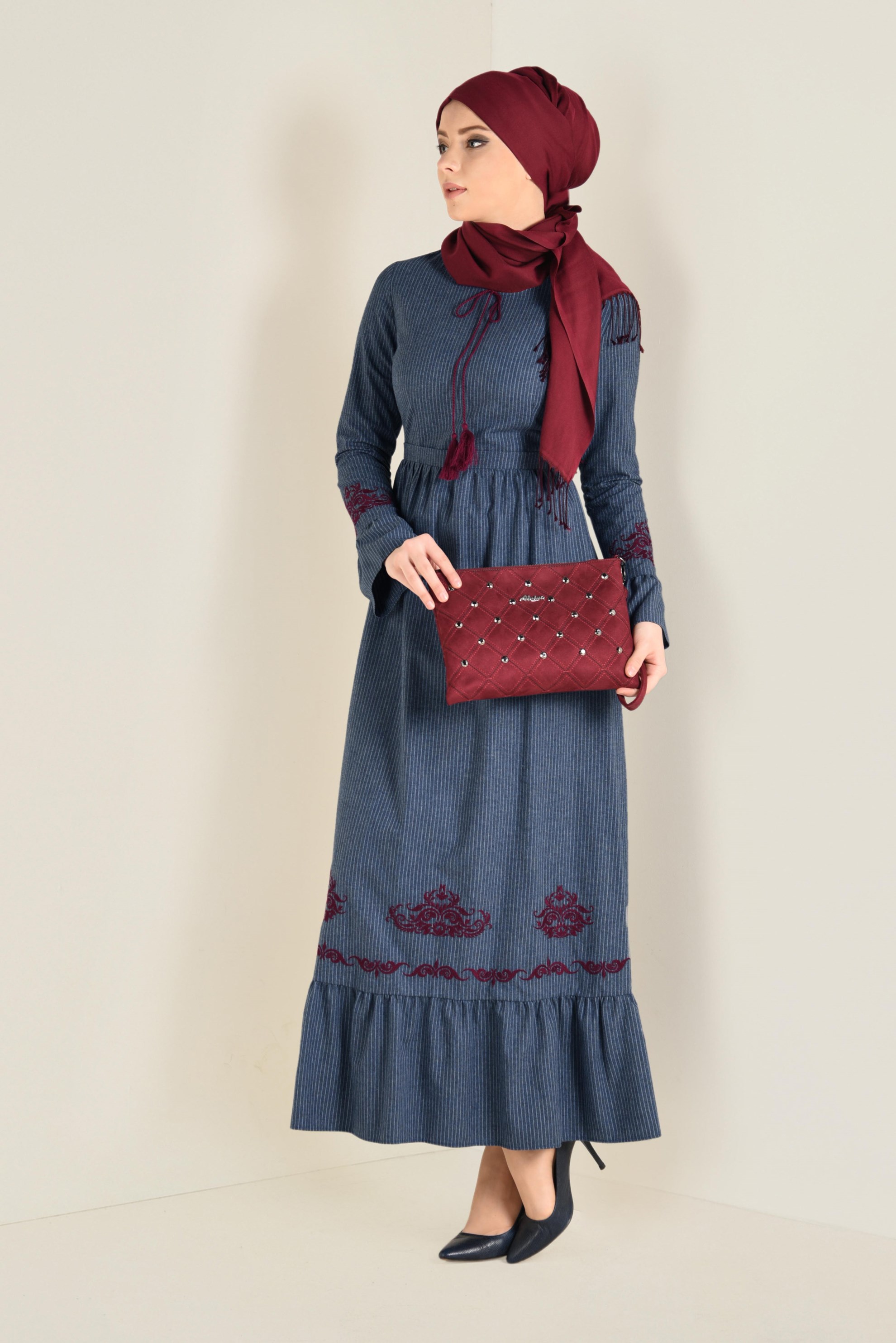 Tesettür giyim LACİVERT BAĞCIKLI ELBİSE 4680