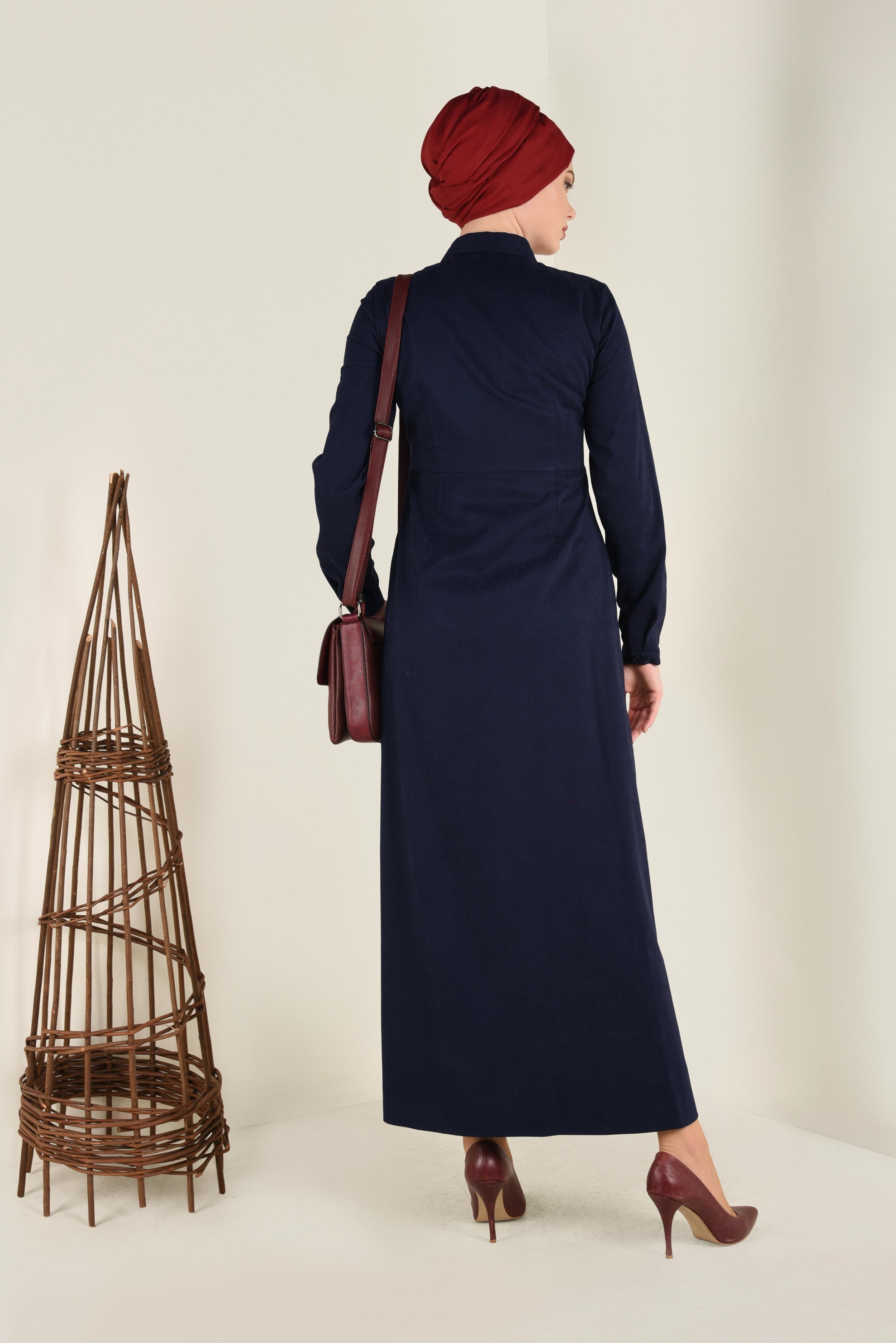 Tesettür giyim LACİVERT ÖNDEN DÜĞMELİ ELBİSE 4712