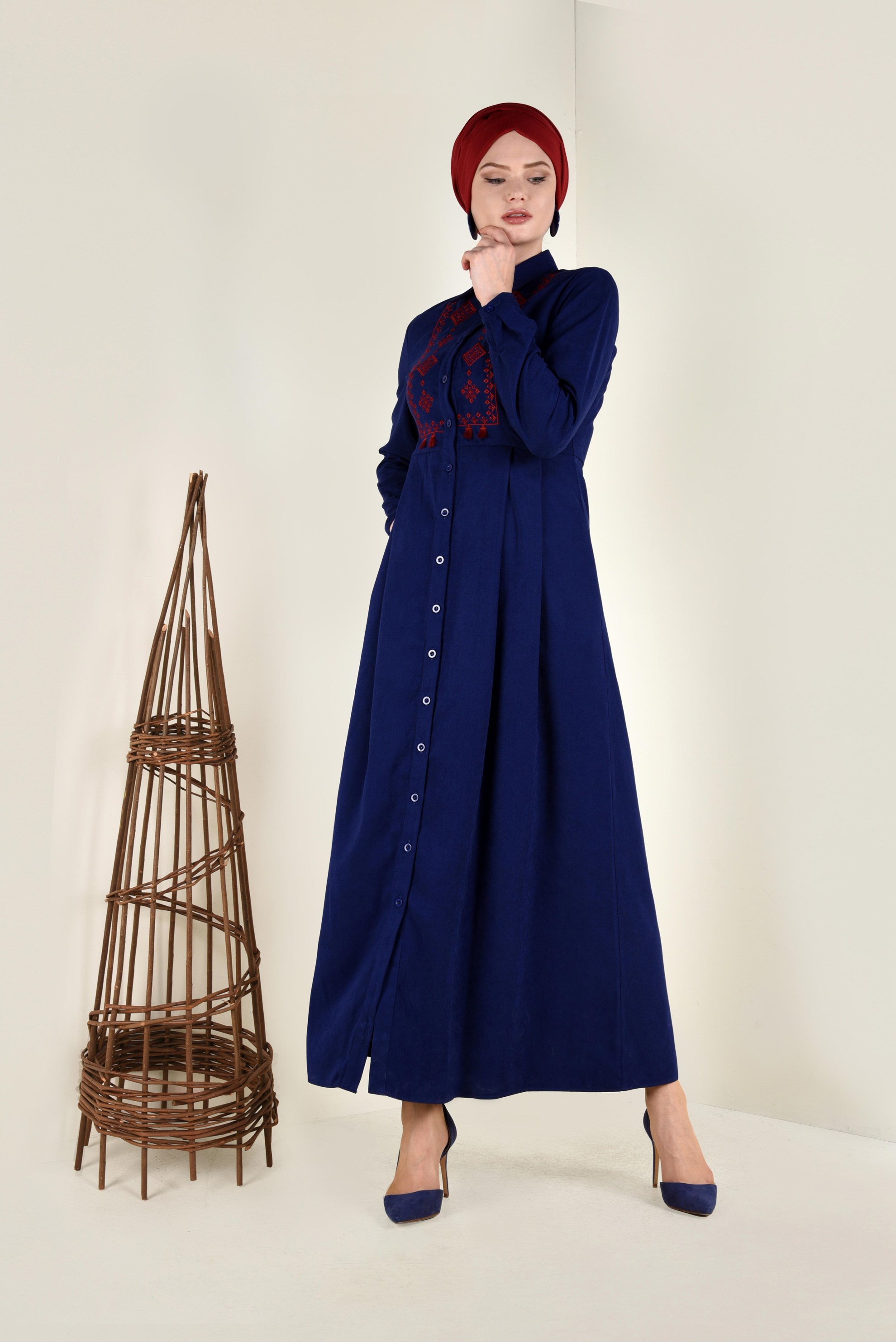 Tesettür giyim LACİVERT ÖNDEN DÜĞMELİ ELBİSE 4712