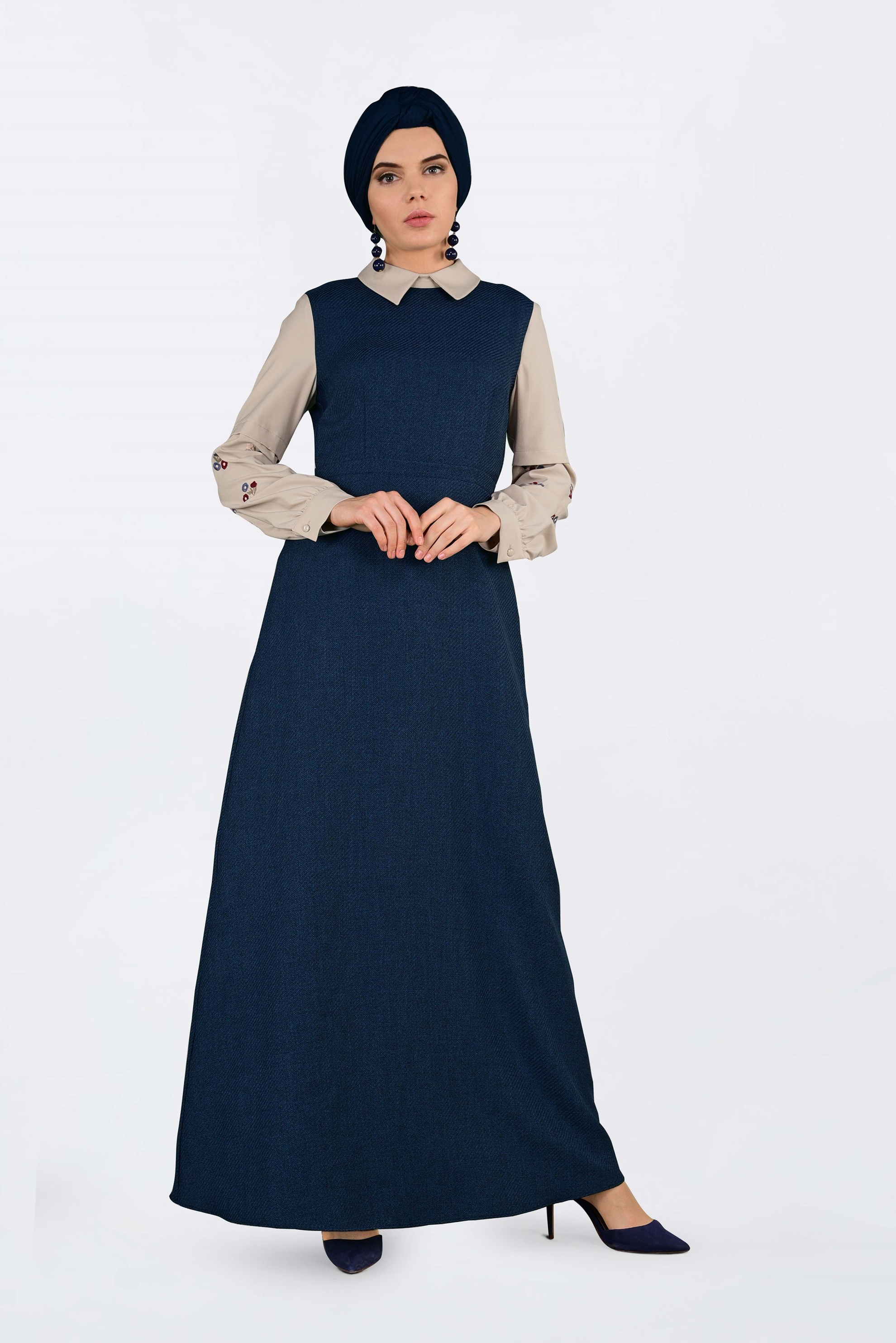 Tesettür giyim LACİVERT KOLLARI NAKIŞ İŞLEMELİ A KESİM ELBİSE 4730