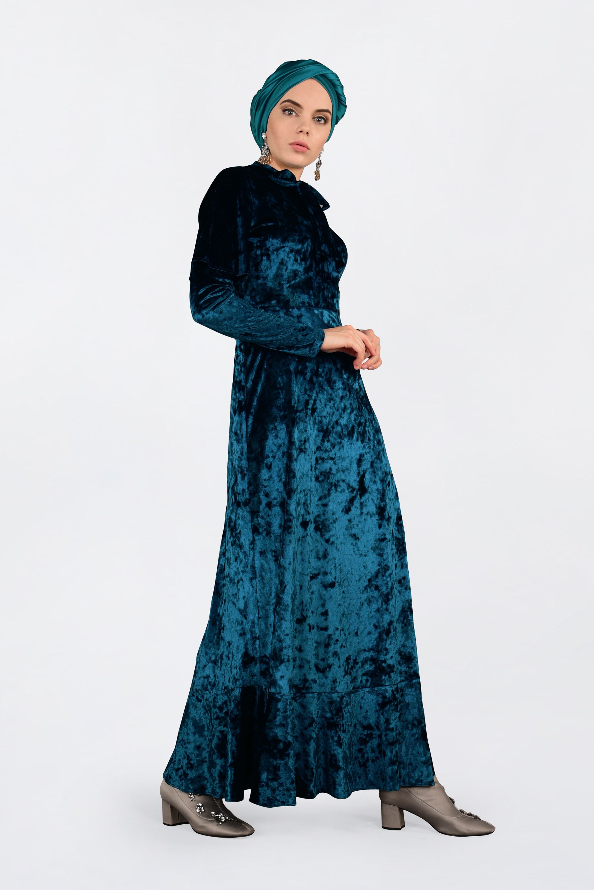 Tesettür giyim MAVİ KADİFE ELBİSE 4784
