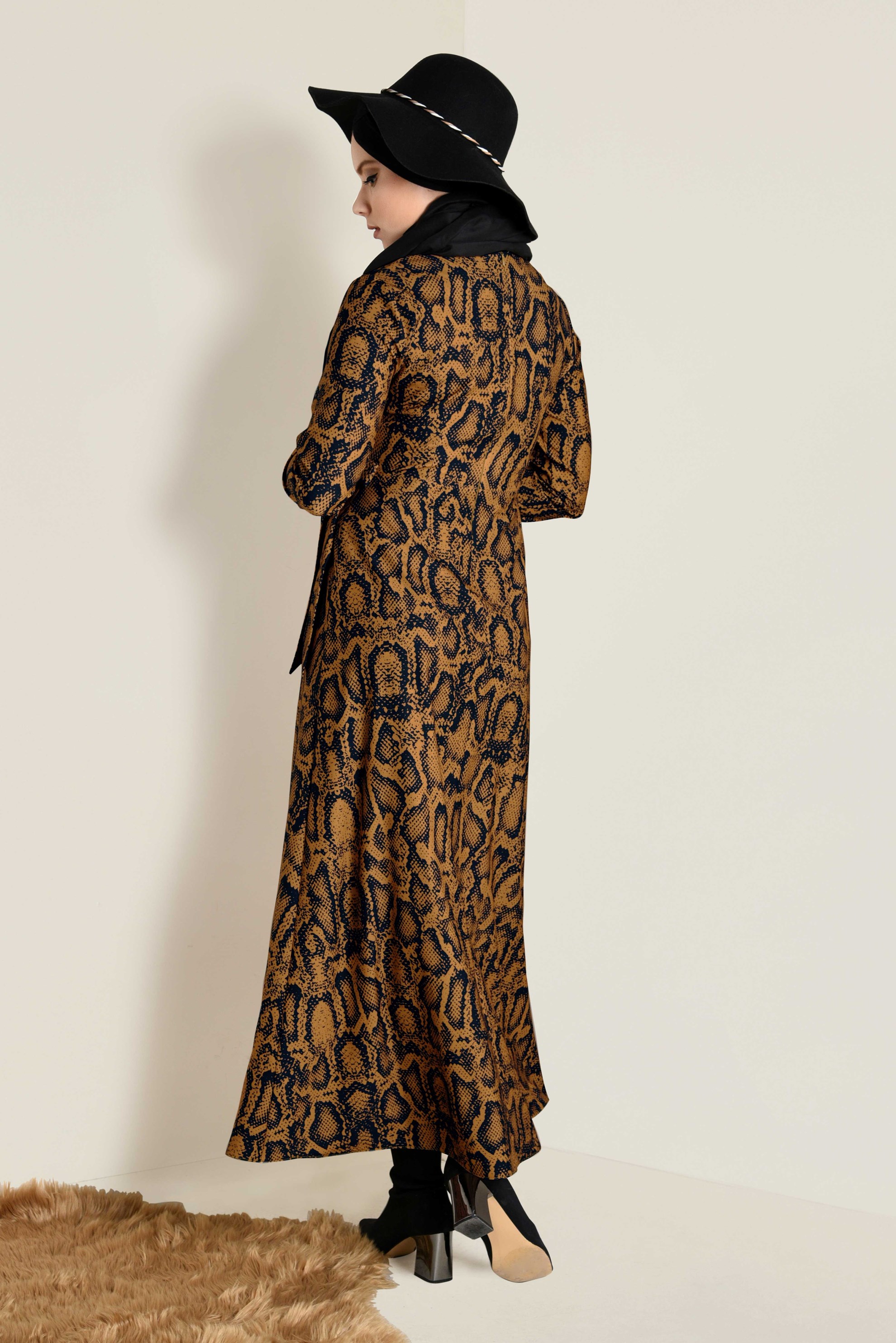 Tesettür giyim KAHVE YILAN DERİSİ DESENLİ ELBİSE 4814