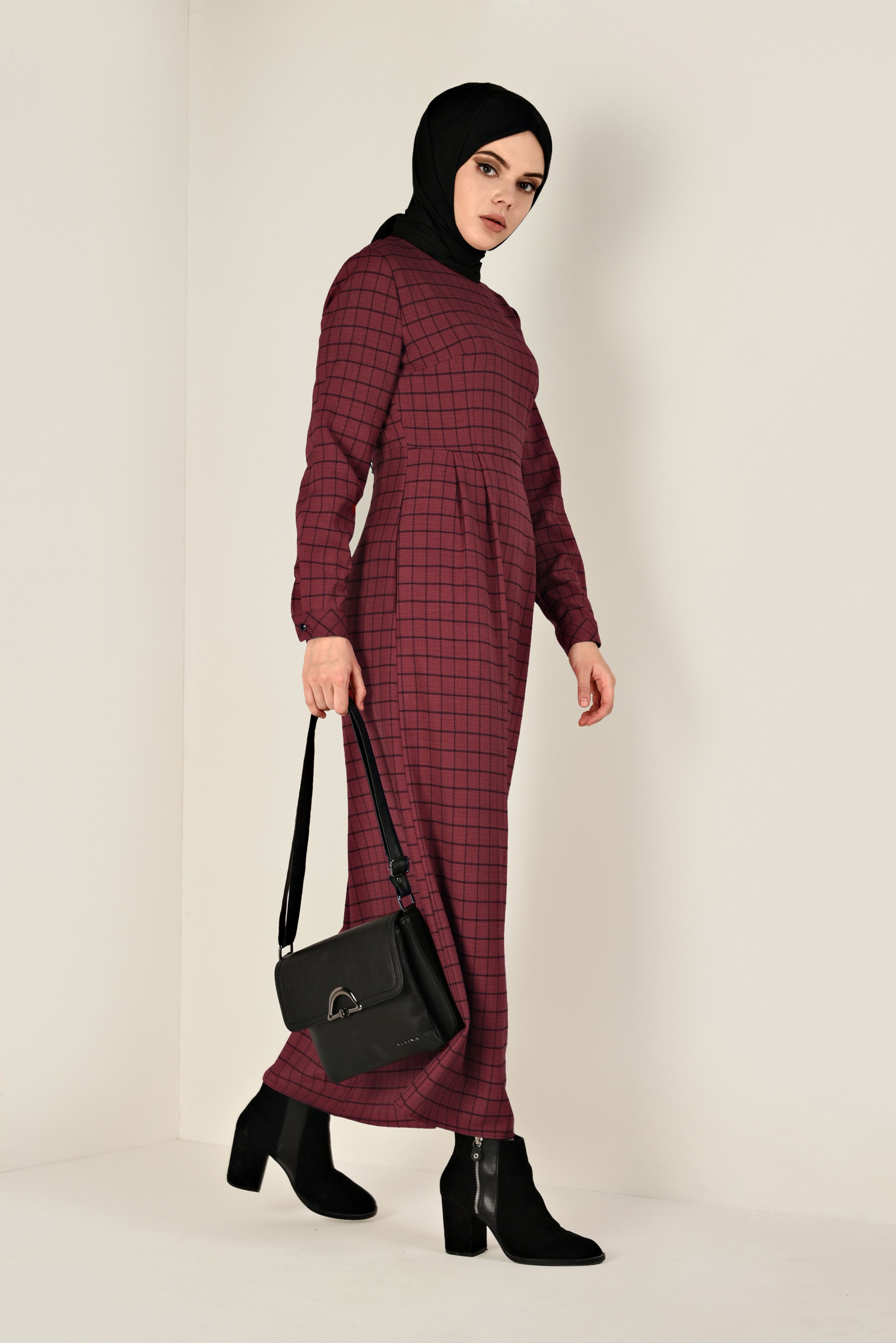 Tesettür giyim KIRMIZI KARE DESENLİ CEPLİ ELBİSE 4832