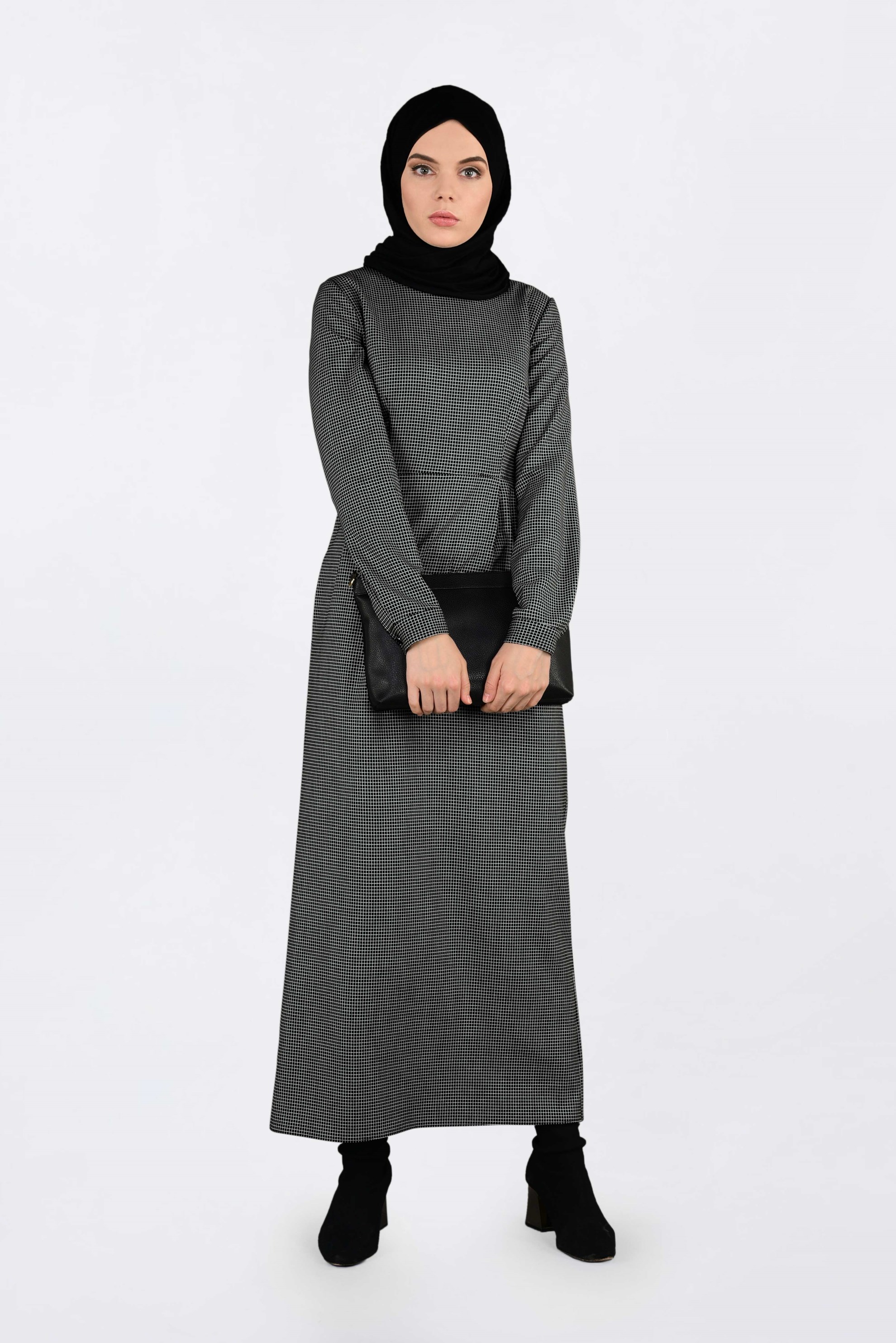 Tesettür giyim SİYAH KARE DESENLİ ELBİSE 4833