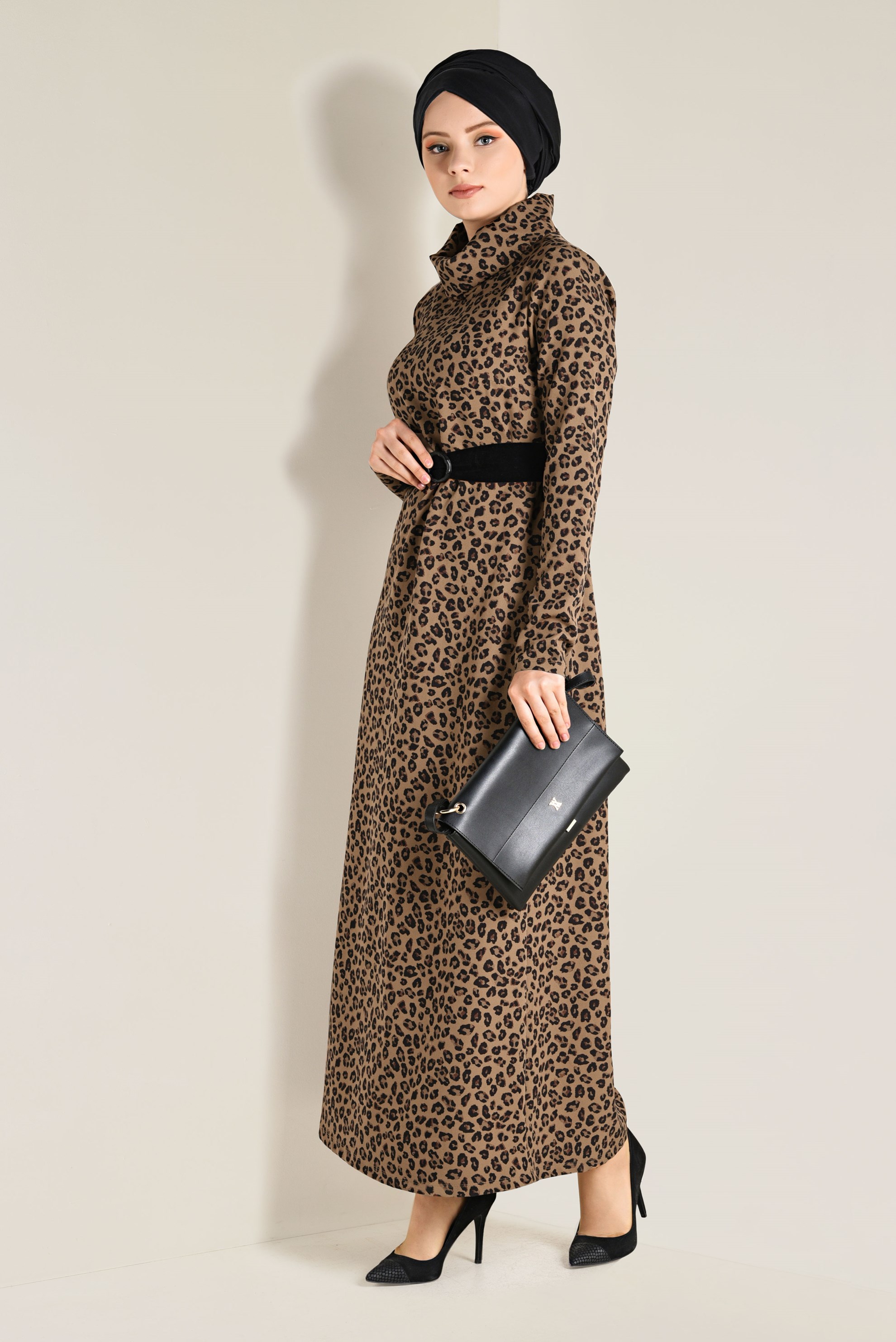 Tesettür giyim KAHVE LEOPAR DESENLİ ELBİSE 4812-1 