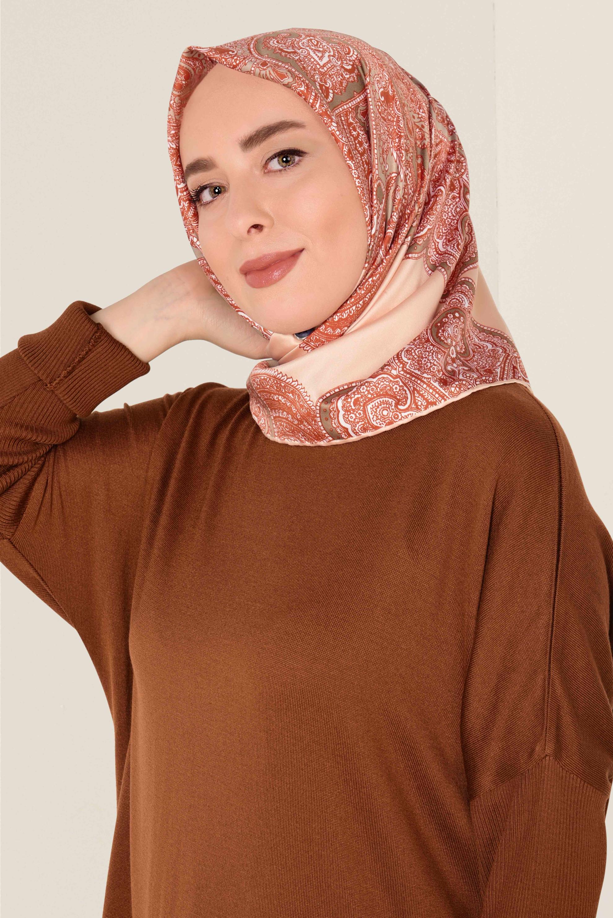 Tesettür giyim PUDRA 4491-1 ALVİNA DESENLİ EŞARP