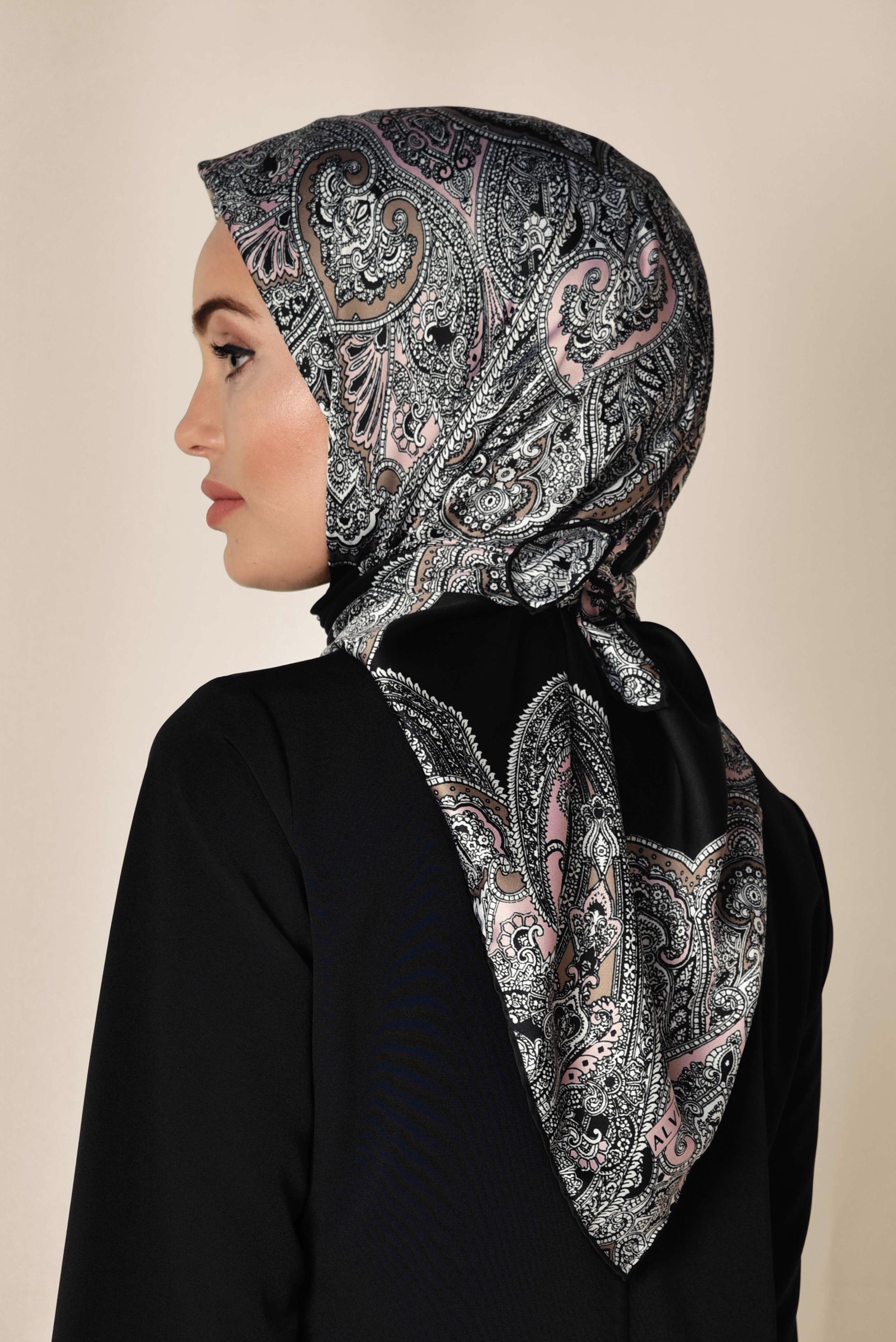 Tesettür giyim SİYAH 4491-1 ALVİNA DESENLİ EŞARP