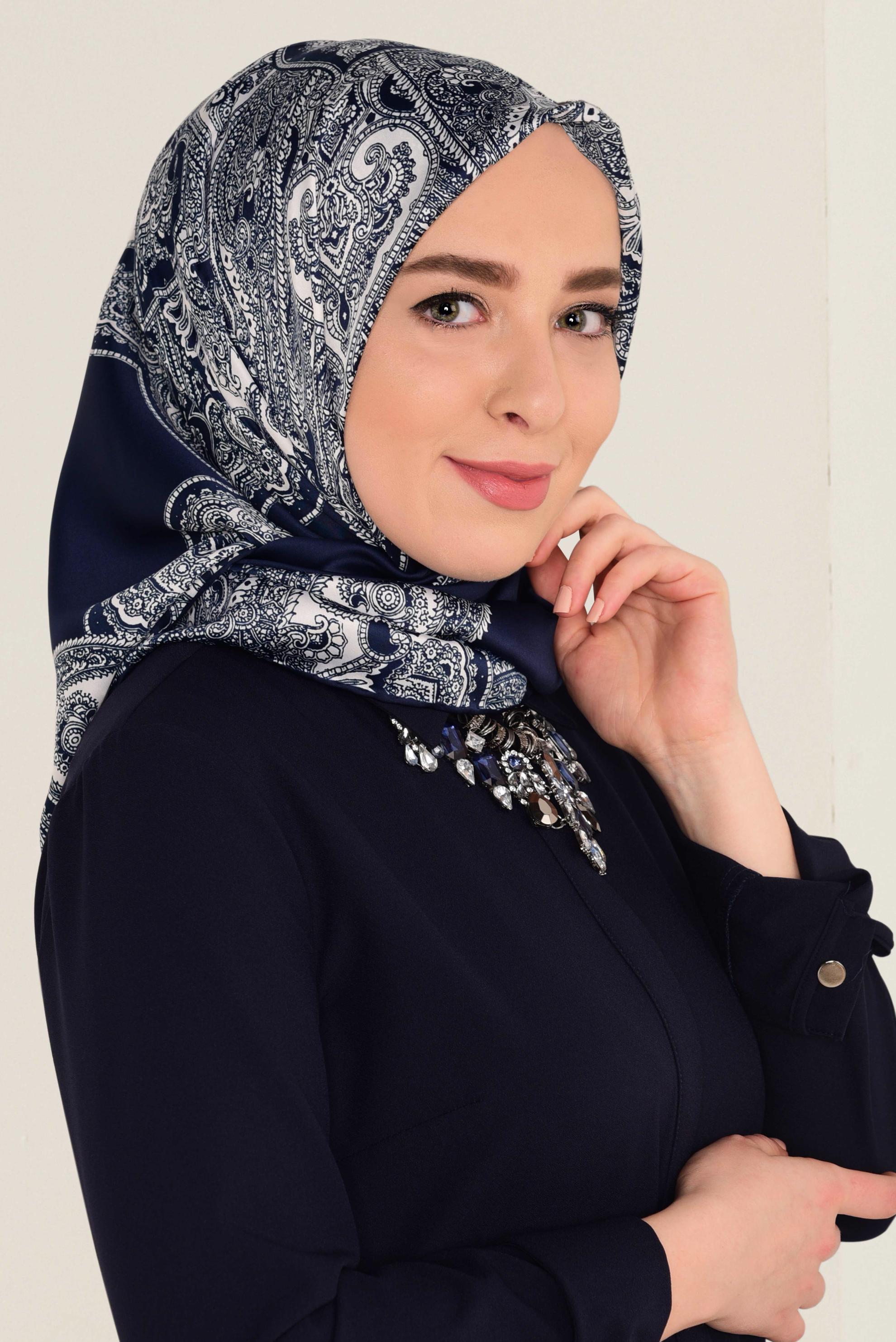 Tesettür giyim LACİVERT 4491-1 ALVİNA DESENLİ EŞARP