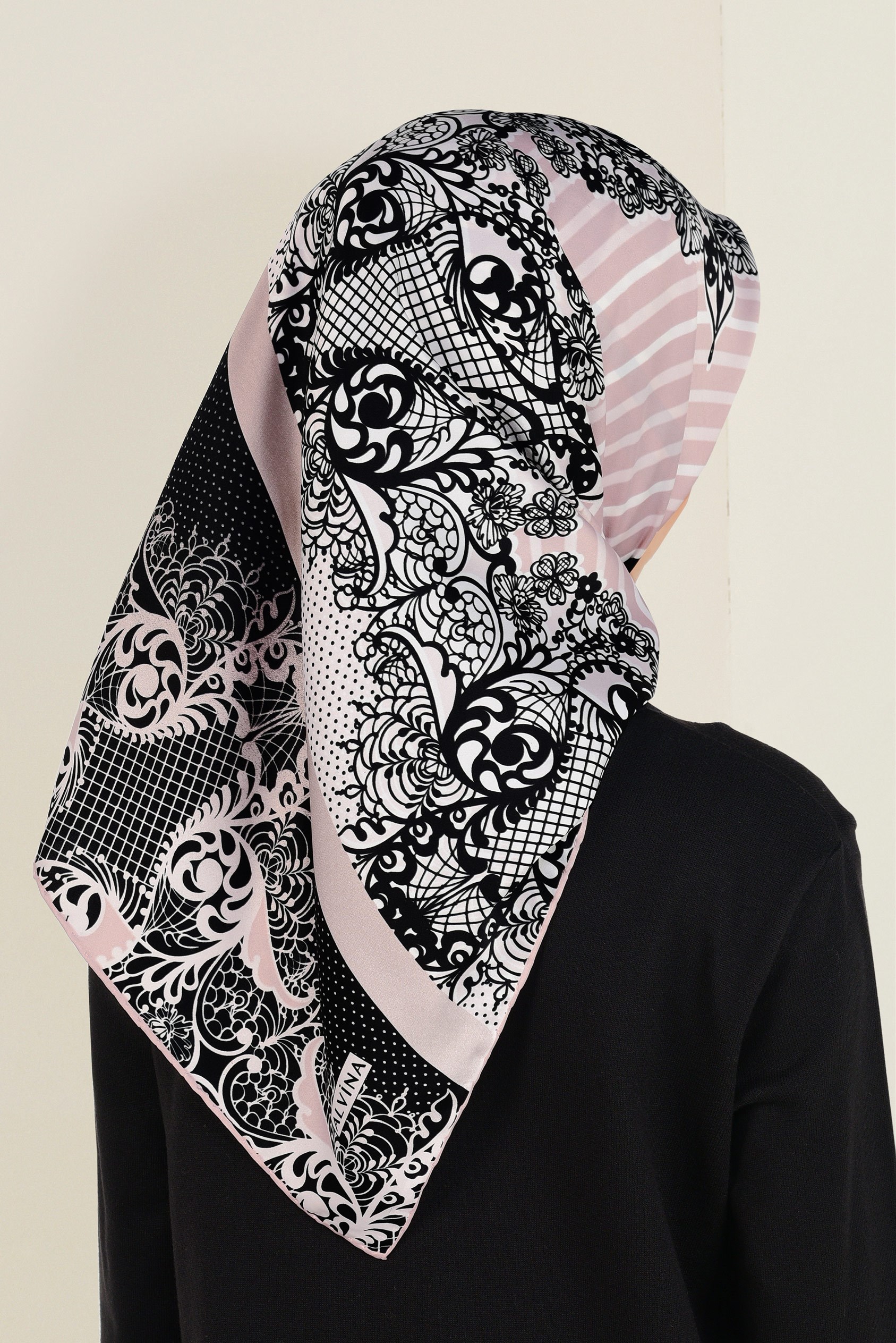 Tesettür giyim BEJ ALVİNA DESENLİ EŞARP 4492-1