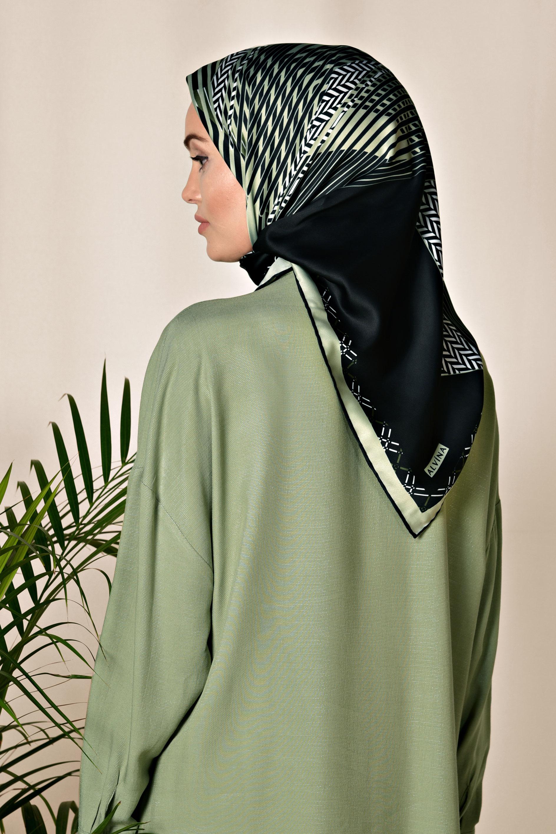 Tesettür giyim SİYAH 5583-1 ALVİNA DESENLİ EŞARP