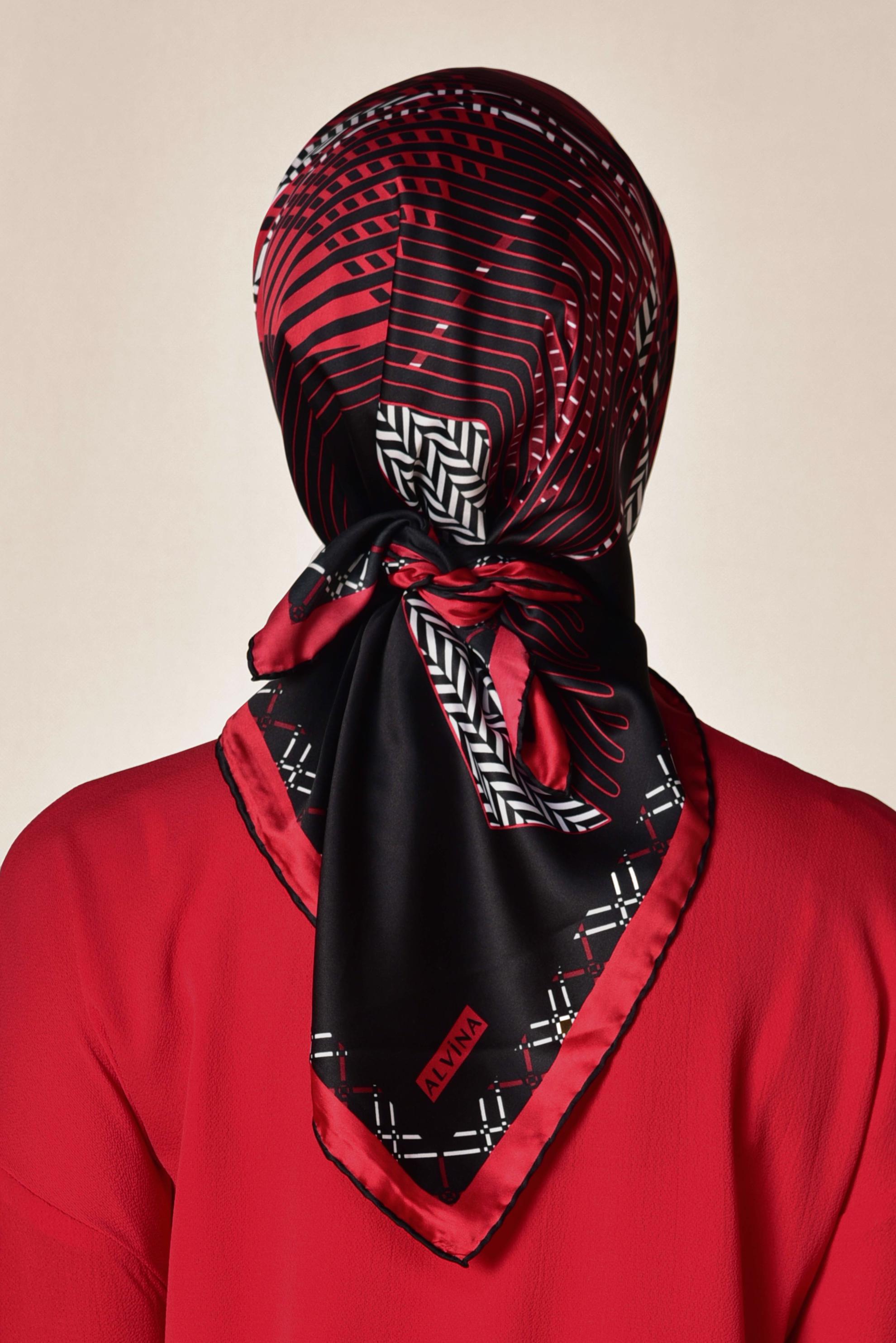 Tesettür giyim SİYAH 5583-1 ALVİNA DESENLİ EŞARP