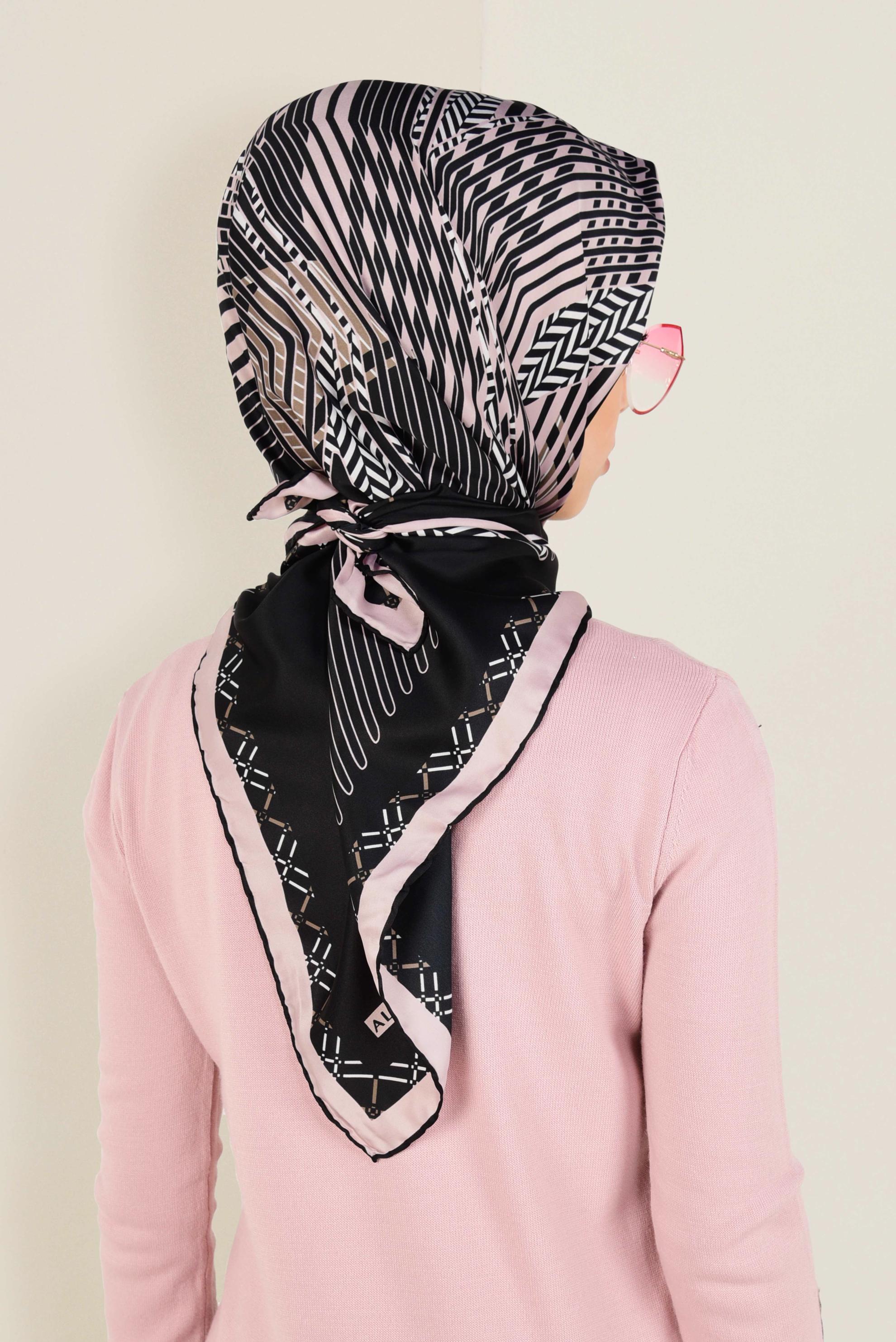 Tesettür giyim SİYAH 5583-1 ALVİNA DESENLİ EŞARP