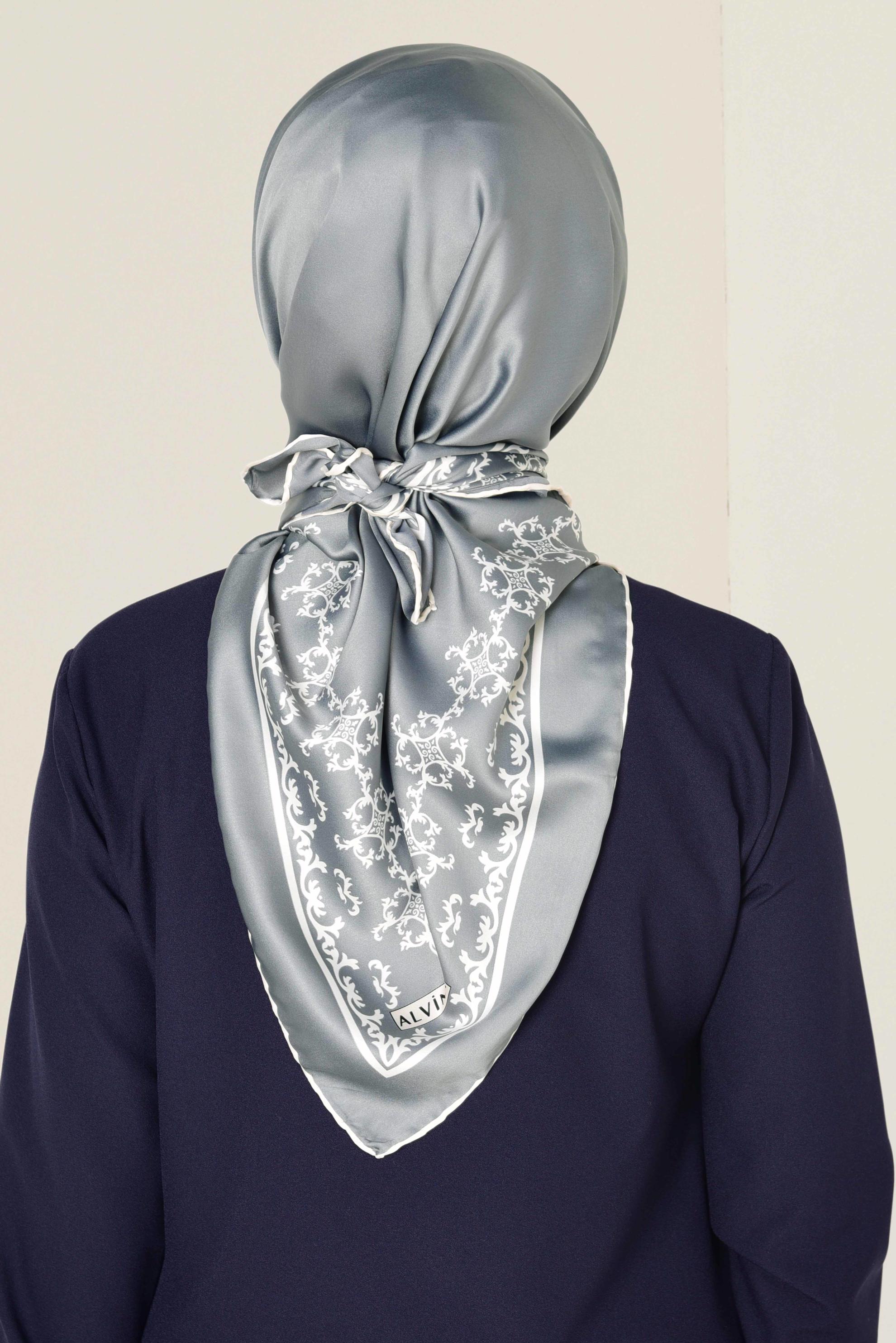 Tesettür giyim GRİ 5584-1 ALVİNA DESENLİ EŞARP