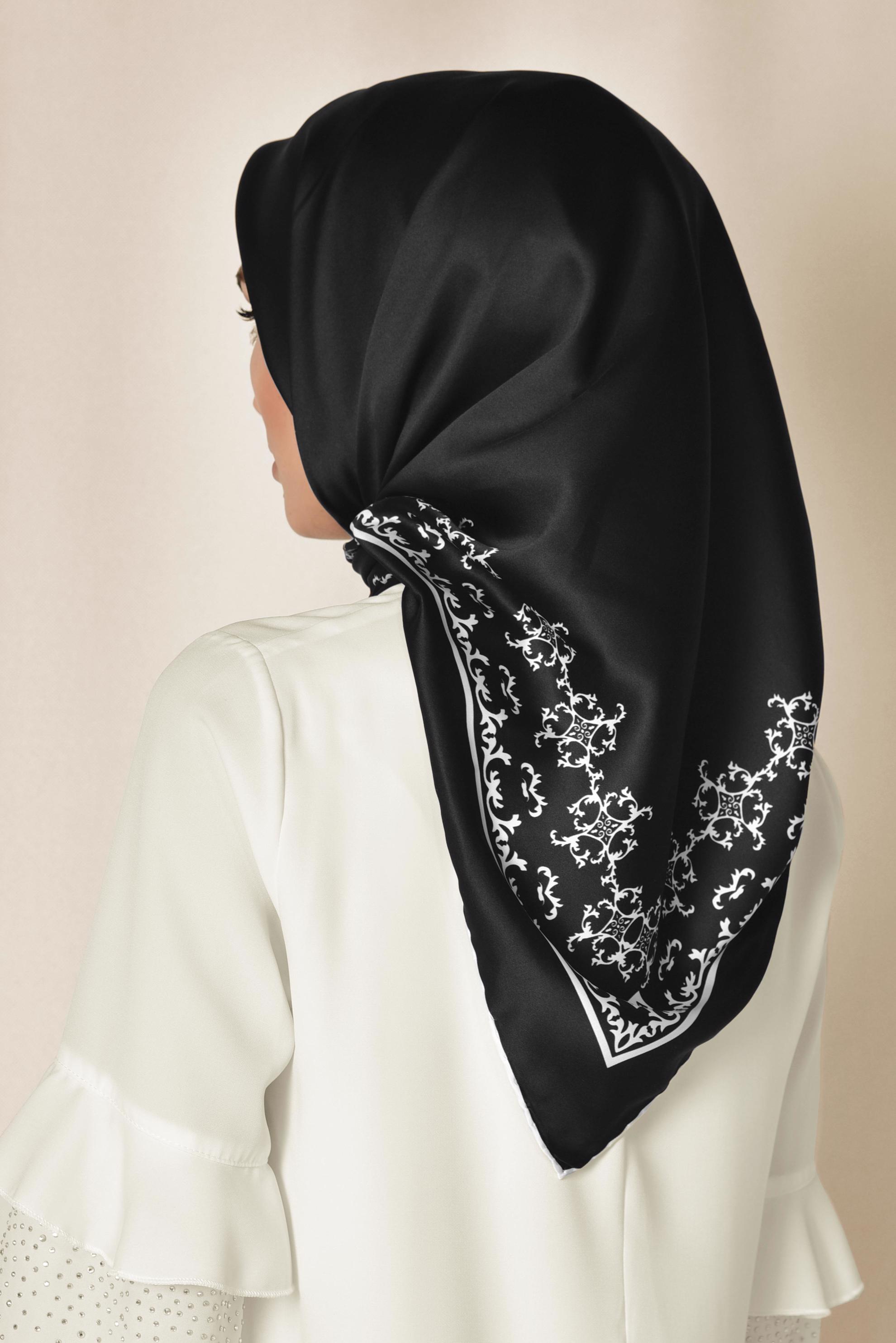 Tesettür giyim SİYAH 5584-1 ALVİNA DESENLİ EŞARP