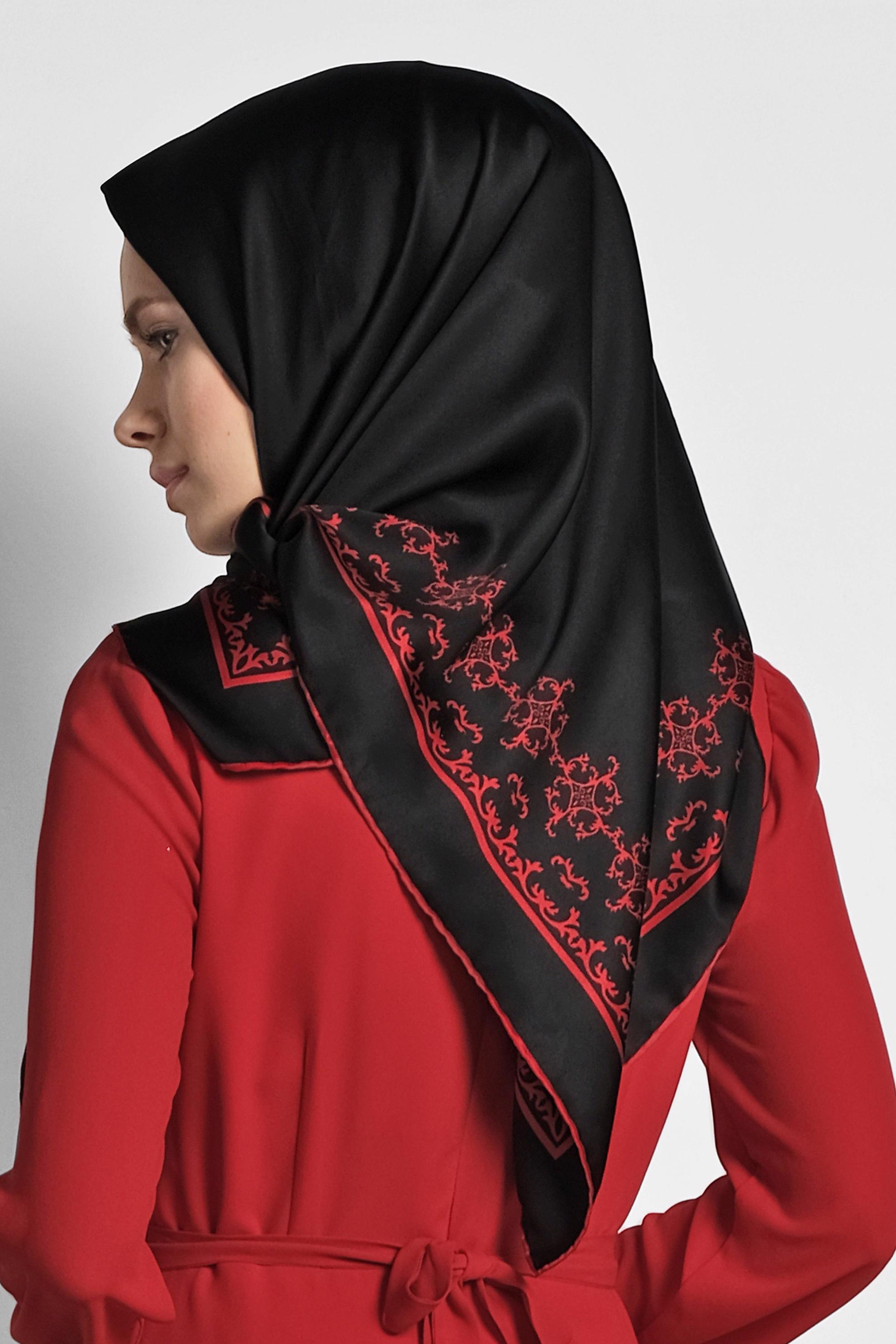 Tesettür giyim SİYAH 5584-1 ALVİNA DESENLİ EŞARP