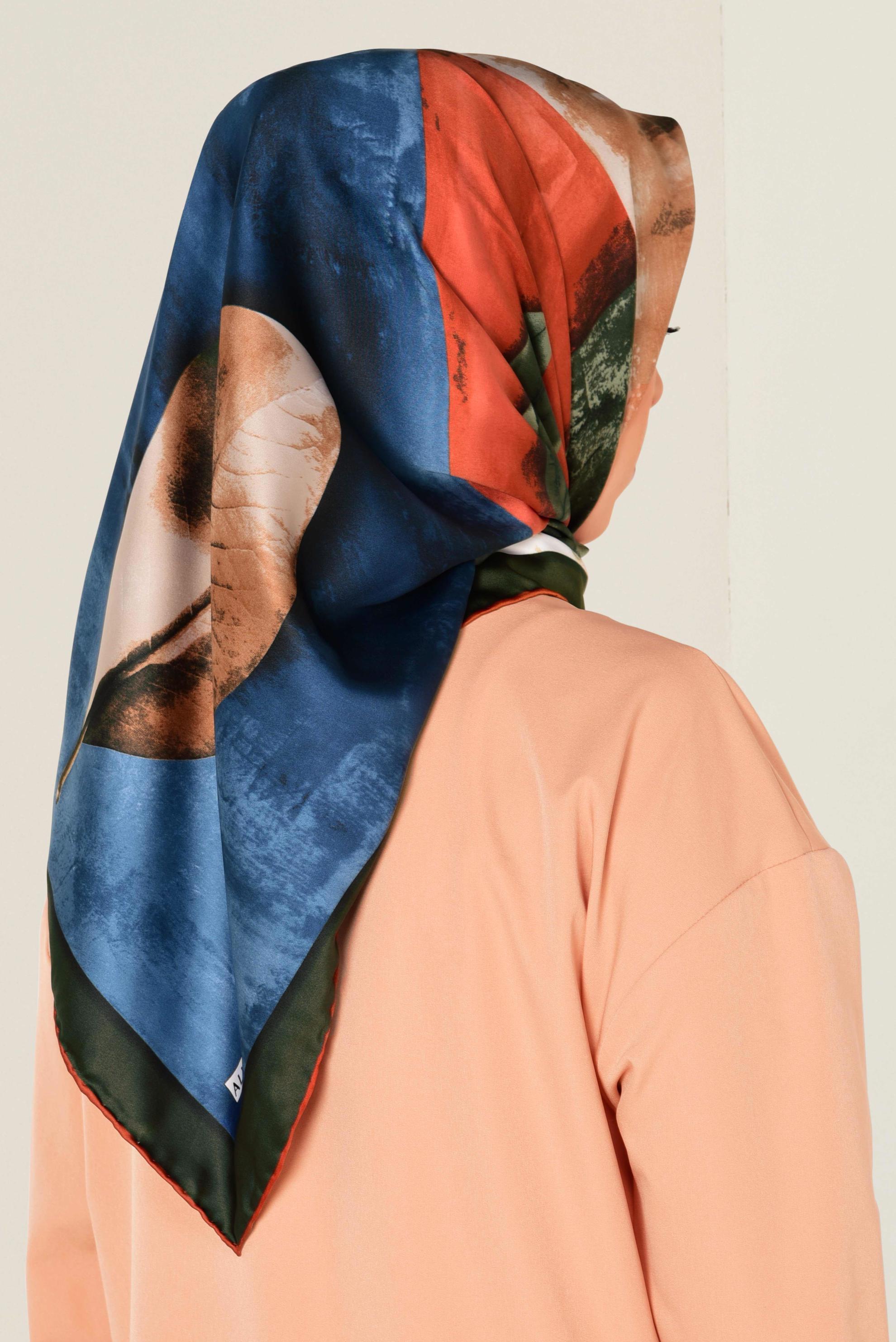 Tesettür giyim LACİVERT 11418-1 ALVİNA DESENLİ EŞARP