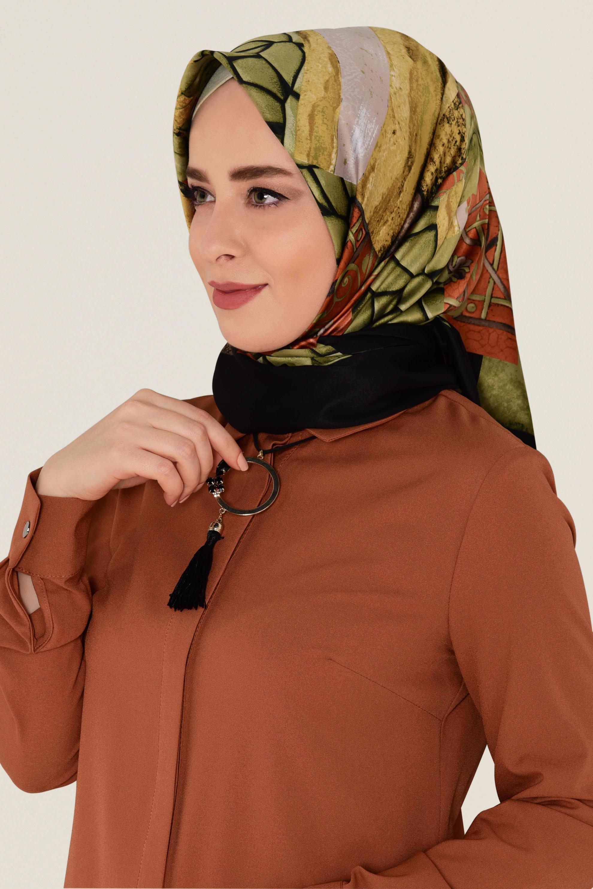 Tesettür giyim SİYAH ALVİNA DESENLİ EŞARP 12165-1